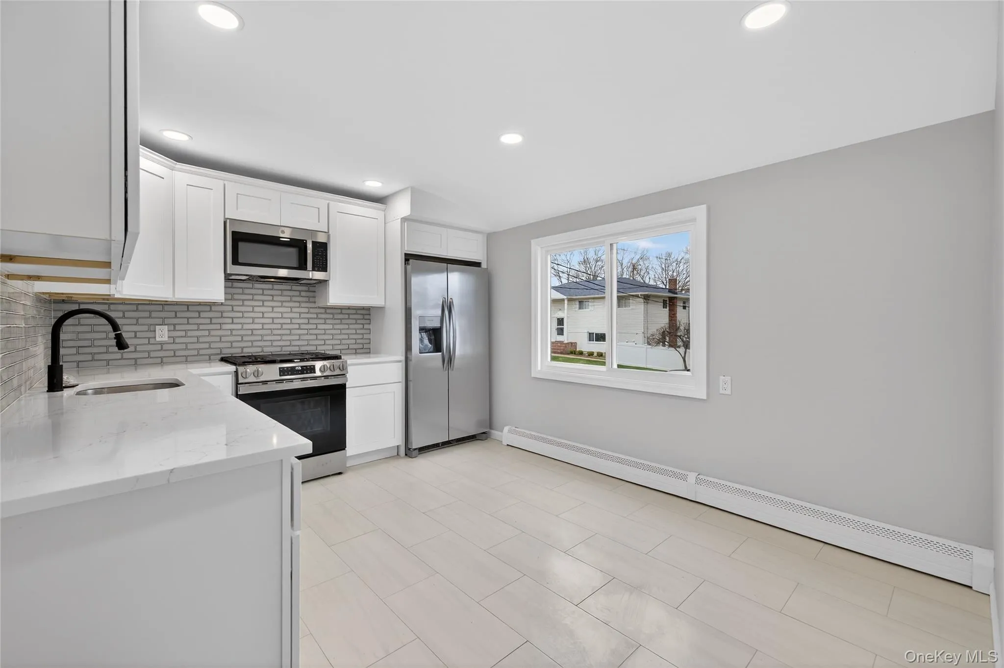 15 Lindsay Street, Huntington, NY, 4 Bedrooms Bedrooms, 7 Rooms Rooms,1 BathroomBathrooms,Residential,For Rent,Lindsay,0,984687 15 Lindsay Street, Huntington, NY, 4 Bedrooms Bedrooms, 7 Rooms Rooms,1 BathroomBathrooms,Residential,For Rent,Lindsay,0,984687