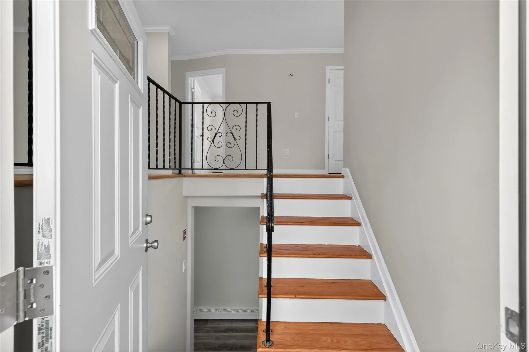 15 Lindsay Street, Huntington, NY, 4 Bedrooms Bedrooms, 7 Rooms Rooms,1 BathroomBathrooms,Residential,For Rent,Lindsay,0,984687 15 Lindsay Street, Huntington, NY, 4 Bedrooms Bedrooms, 7 Rooms Rooms,1 BathroomBathrooms,Residential,For Rent,Lindsay,0,984687
