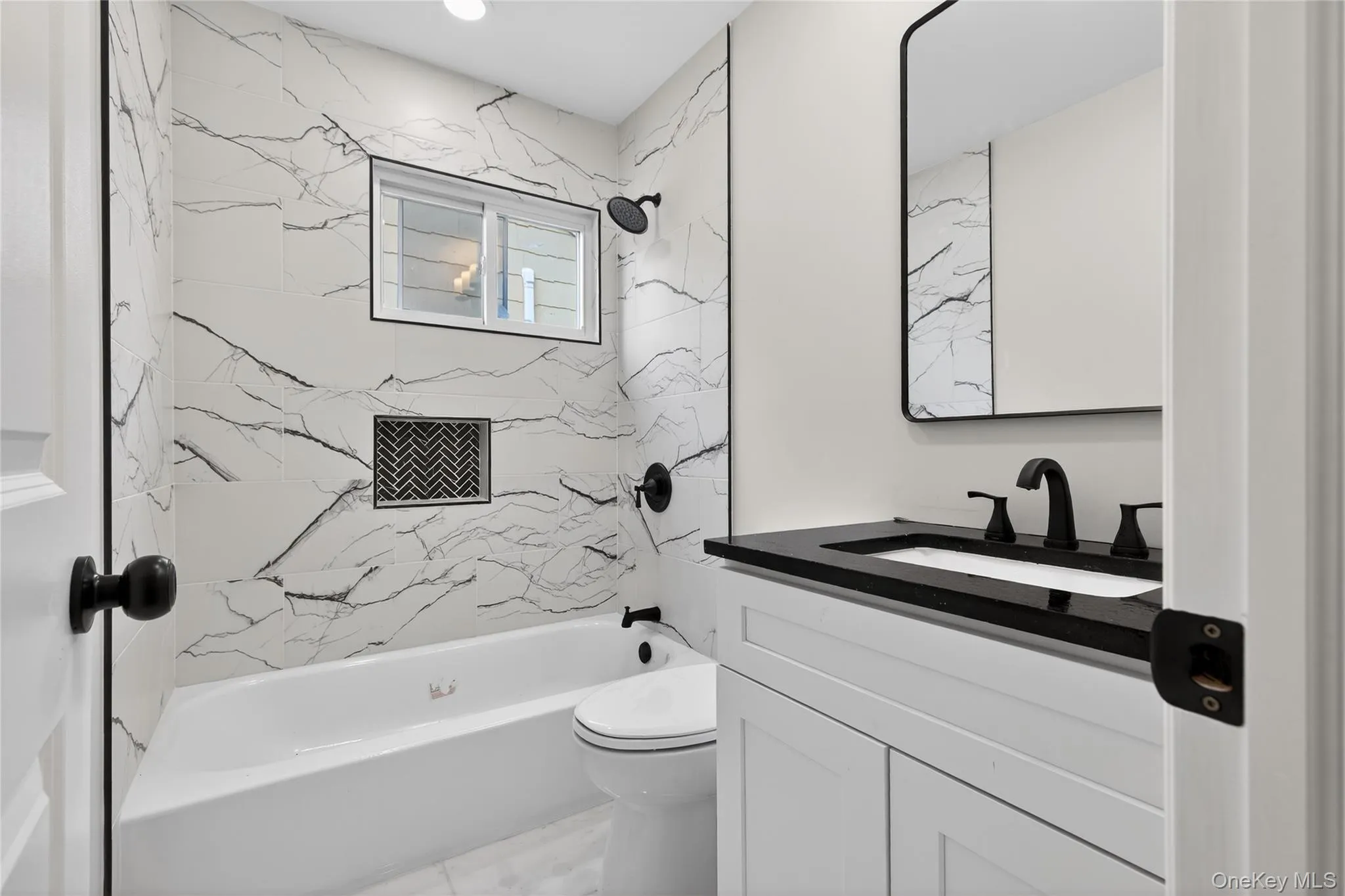 15 Lindsay Street, Huntington, NY, 4 Bedrooms Bedrooms, 7 Rooms Rooms,1 BathroomBathrooms,Residential,For Rent,Lindsay,0,984687 15 Lindsay Street, Huntington, NY, 4 Bedrooms Bedrooms, 7 Rooms Rooms,1 BathroomBathrooms,Residential,For Rent,Lindsay,0,984687