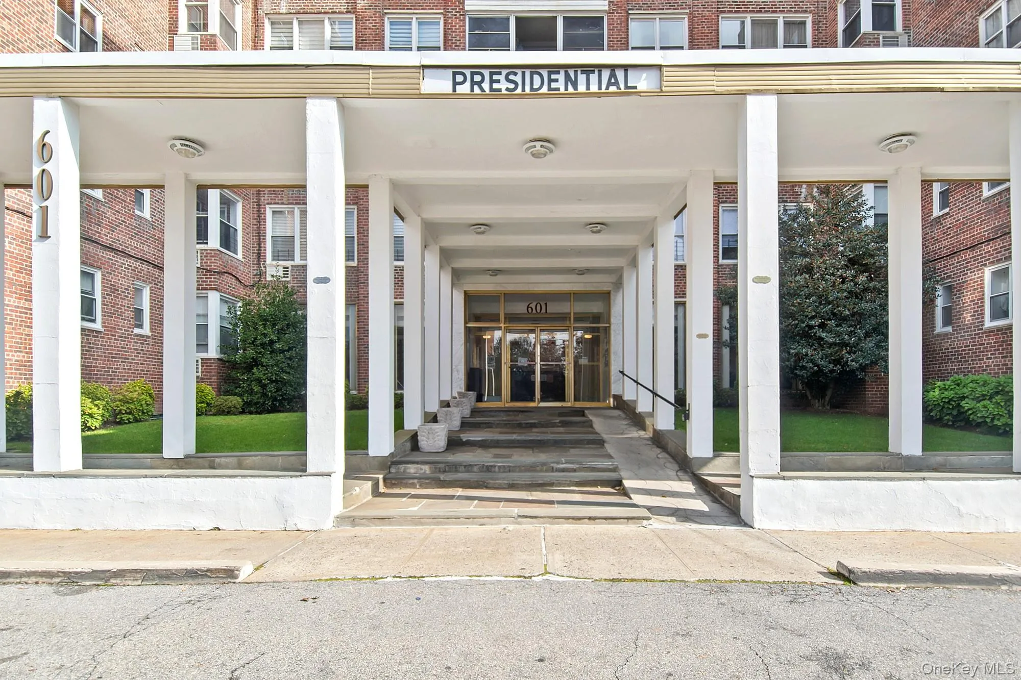 Entrance to the building Entrance to the building