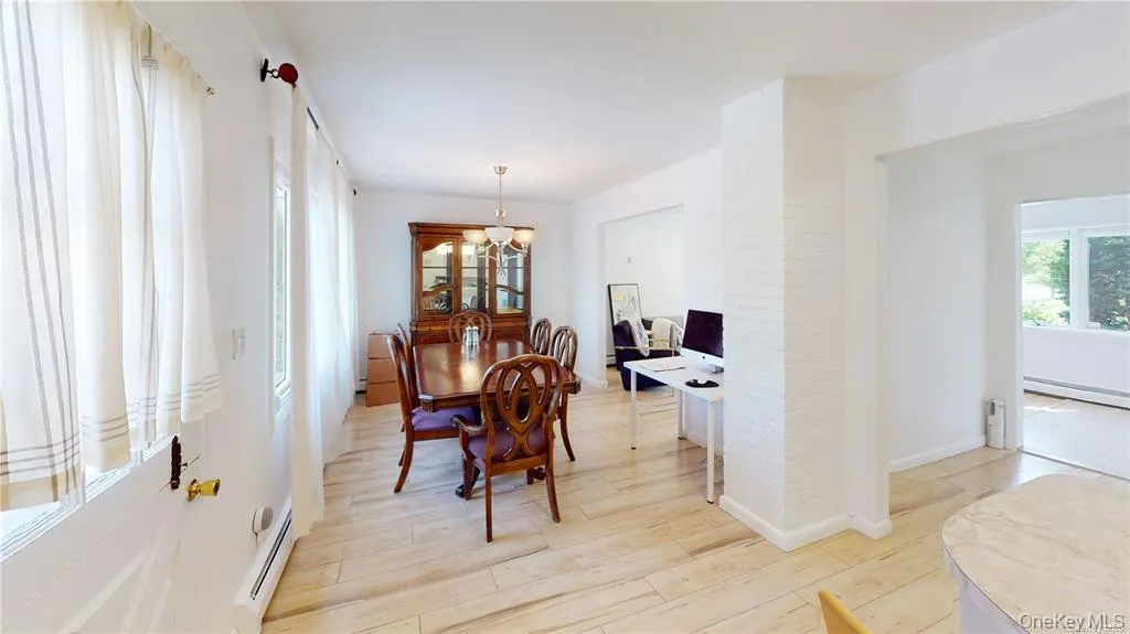 121 Woodward Parkway, Oyster Bay, NY, 3 Bedrooms Bedrooms, 6 Rooms Rooms,2 BathroomsBathrooms,Residential Lease,For Rent,Woodward,0,984699 121 Woodward Parkway, Oyster Bay, NY, 3 Bedrooms Bedrooms, 6 Rooms Rooms,2 BathroomsBathrooms,Residential Lease,For Rent,Woodward,0,984699