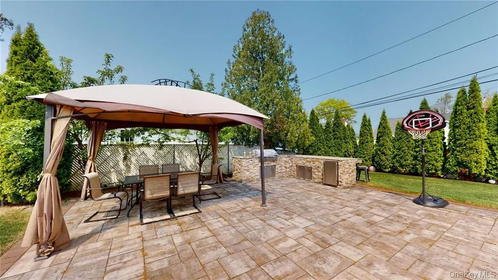 121 Woodward Parkway, Oyster Bay, NY, 3 Bedrooms Bedrooms, 6 Rooms Rooms,2 BathroomsBathrooms,Residential Lease,For Rent,Woodward,0,984699 121 Woodward Parkway, Oyster Bay, NY, 3 Bedrooms Bedrooms, 6 Rooms Rooms,2 BathroomsBathrooms,Residential Lease,For Rent,Woodward,0,984699