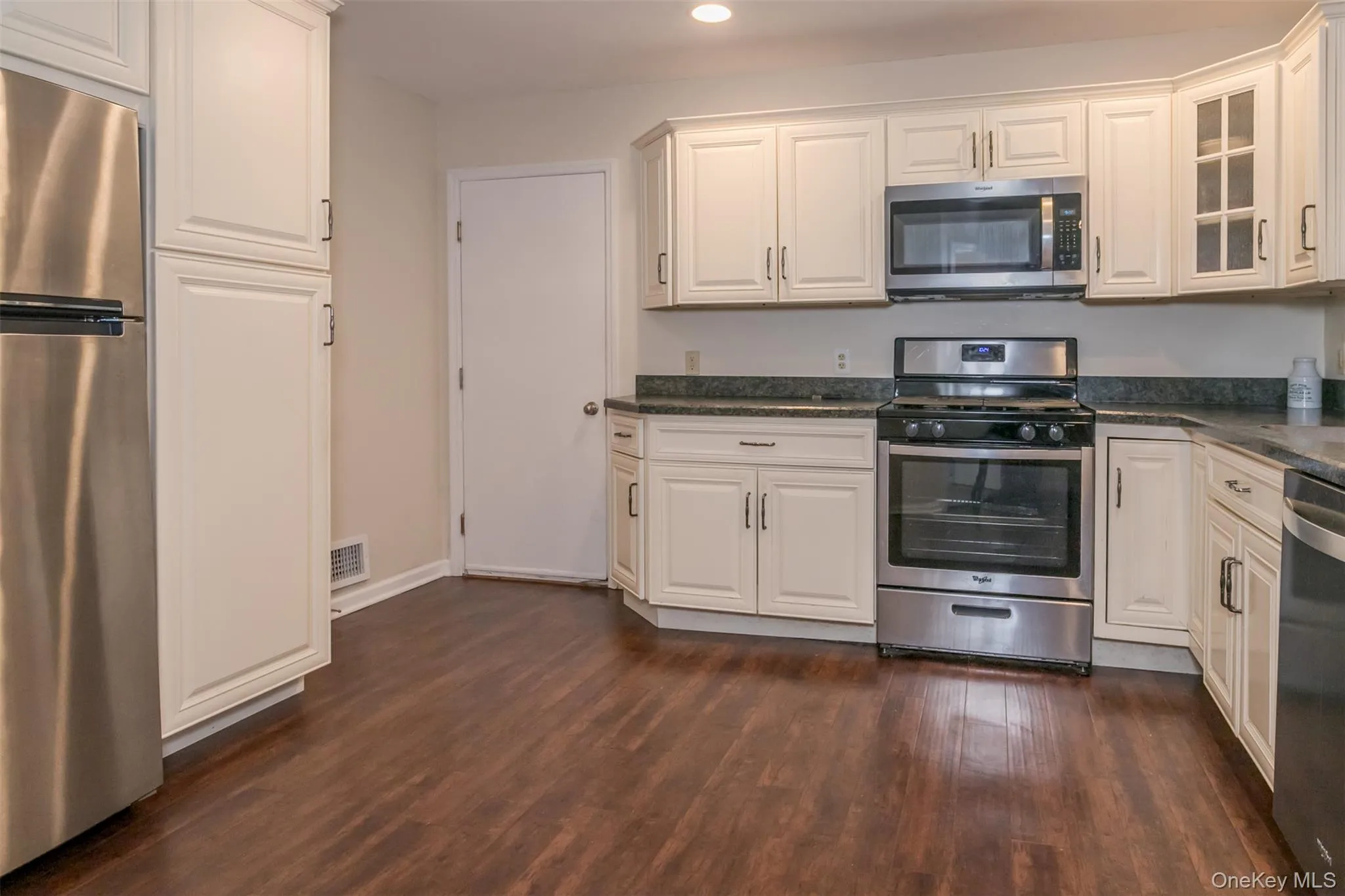 9 Olde Wagon Road, Warwick (town), NY, 2 Bedrooms Bedrooms, 4 Rooms Rooms,1 BathroomBathrooms,Residential Sale,For Rent,Olde Wagon,0,984701 9 Olde Wagon Road, Warwick (town), NY, 2 Bedrooms Bedrooms, 4 Rooms Rooms,1 BathroomBathrooms,Residential Sale,For Rent,Olde Wagon,0,984701