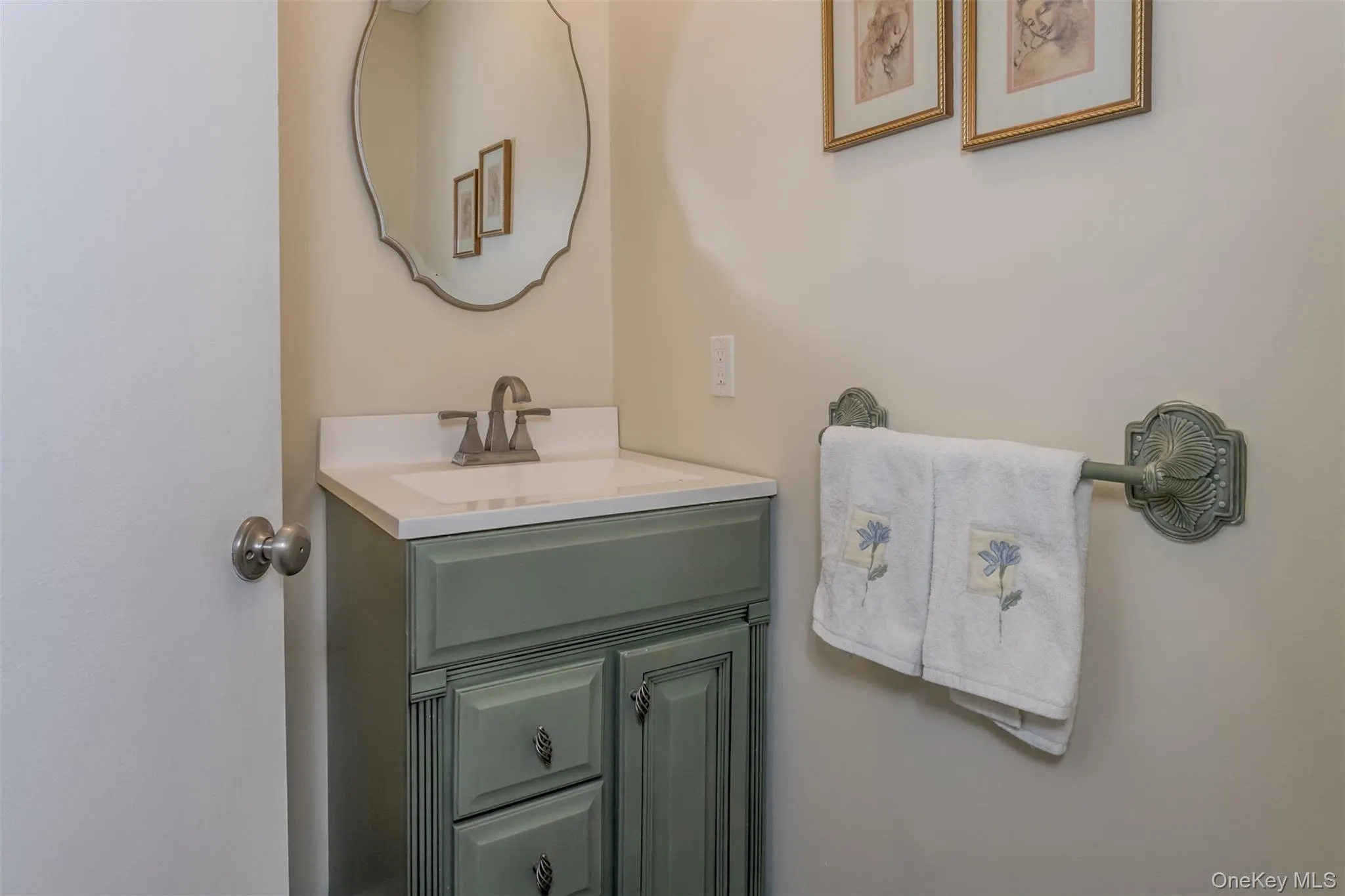 9 Olde Wagon Road, Warwick (town), NY, 2 Bedrooms Bedrooms, 4 Rooms Rooms,1 BathroomBathrooms,Residential Sale,For Rent,Olde Wagon,0,984701 9 Olde Wagon Road, Warwick (town), NY, 2 Bedrooms Bedrooms, 4 Rooms Rooms,1 BathroomBathrooms,Residential Sale,For Rent,Olde Wagon,0,984701