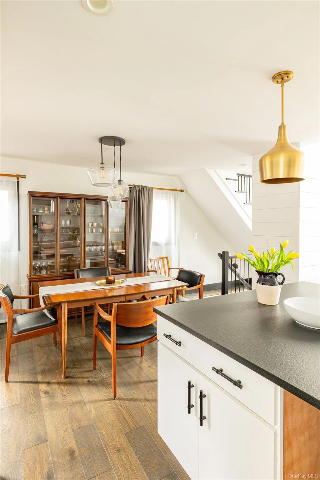 352 Columbia Street, Hudson, NY, 4 Bedrooms Bedrooms, 10 Rooms Rooms,2 BathroomsBathrooms,Residential,For Rent,Columbia,0,984705 352 Columbia Street, Hudson, NY, 4 Bedrooms Bedrooms, 10 Rooms Rooms,2 BathroomsBathrooms,Residential,For Rent,Columbia,0,984705