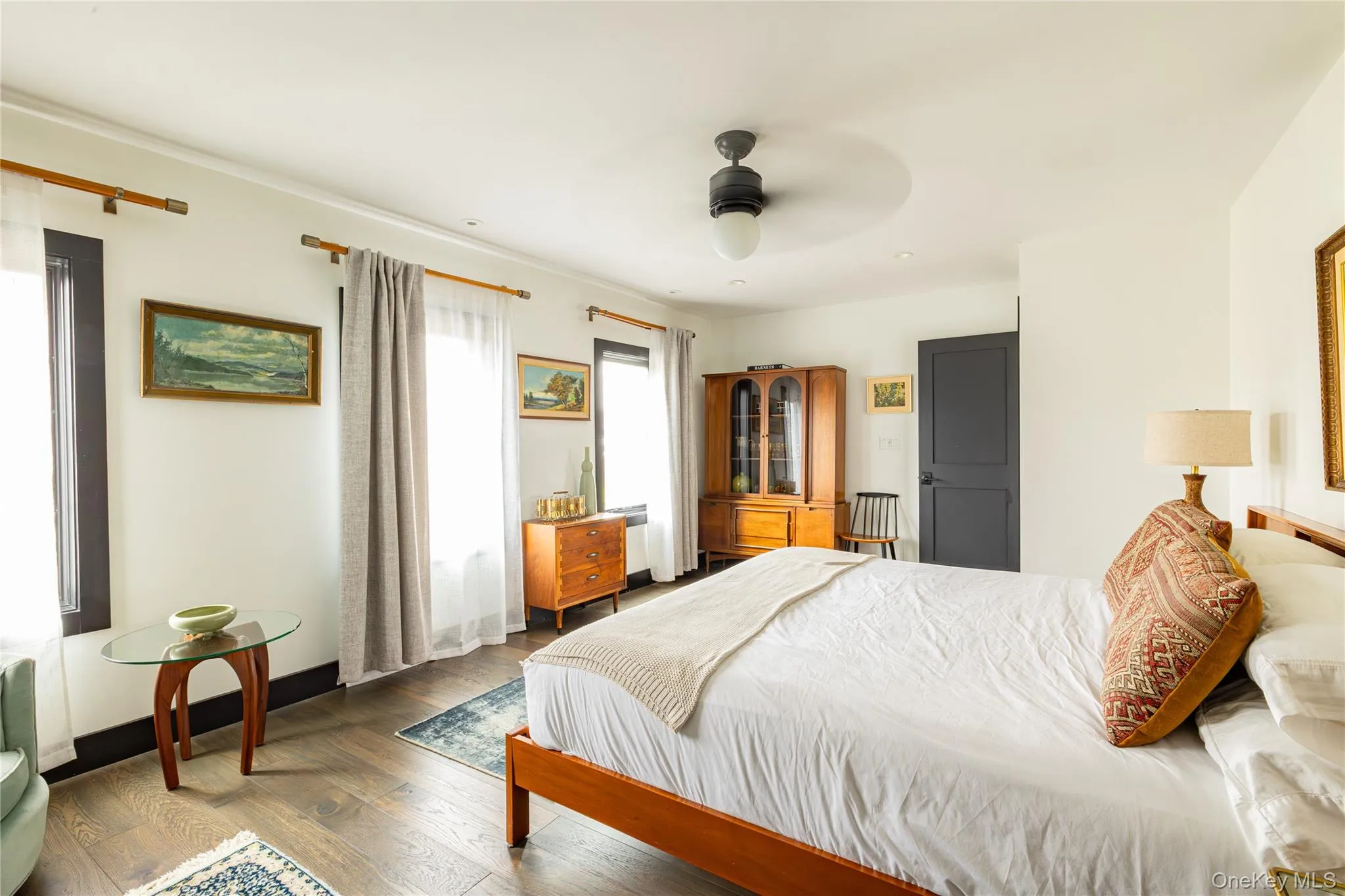 352 Columbia Street, Hudson, NY, 4 Bedrooms Bedrooms, 10 Rooms Rooms,2 BathroomsBathrooms,Residential,For Rent,Columbia,0,984705 352 Columbia Street, Hudson, NY, 4 Bedrooms Bedrooms, 10 Rooms Rooms,2 BathroomsBathrooms,Residential,For Rent,Columbia,0,984705