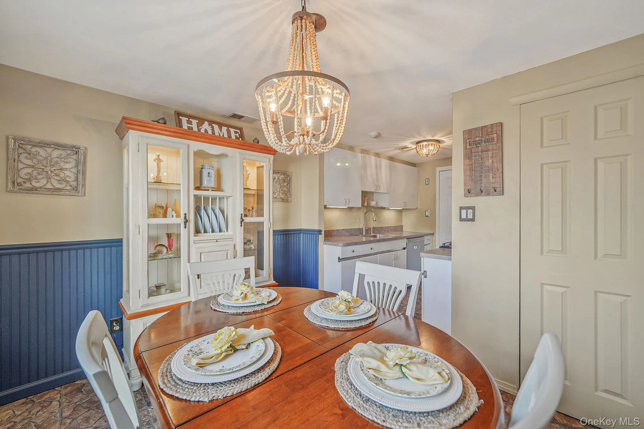 175 Cambridge Drive, Brookhaven, NY, 2 Bedrooms Bedrooms, 5 Rooms Rooms,1 BathroomBathrooms,Residential Sale,For Rent,Cambridge,0,984718 175 Cambridge Drive, Brookhaven, NY, 2 Bedrooms Bedrooms, 5 Rooms Rooms,1 BathroomBathrooms,Residential Sale,For Rent,Cambridge,0,984718