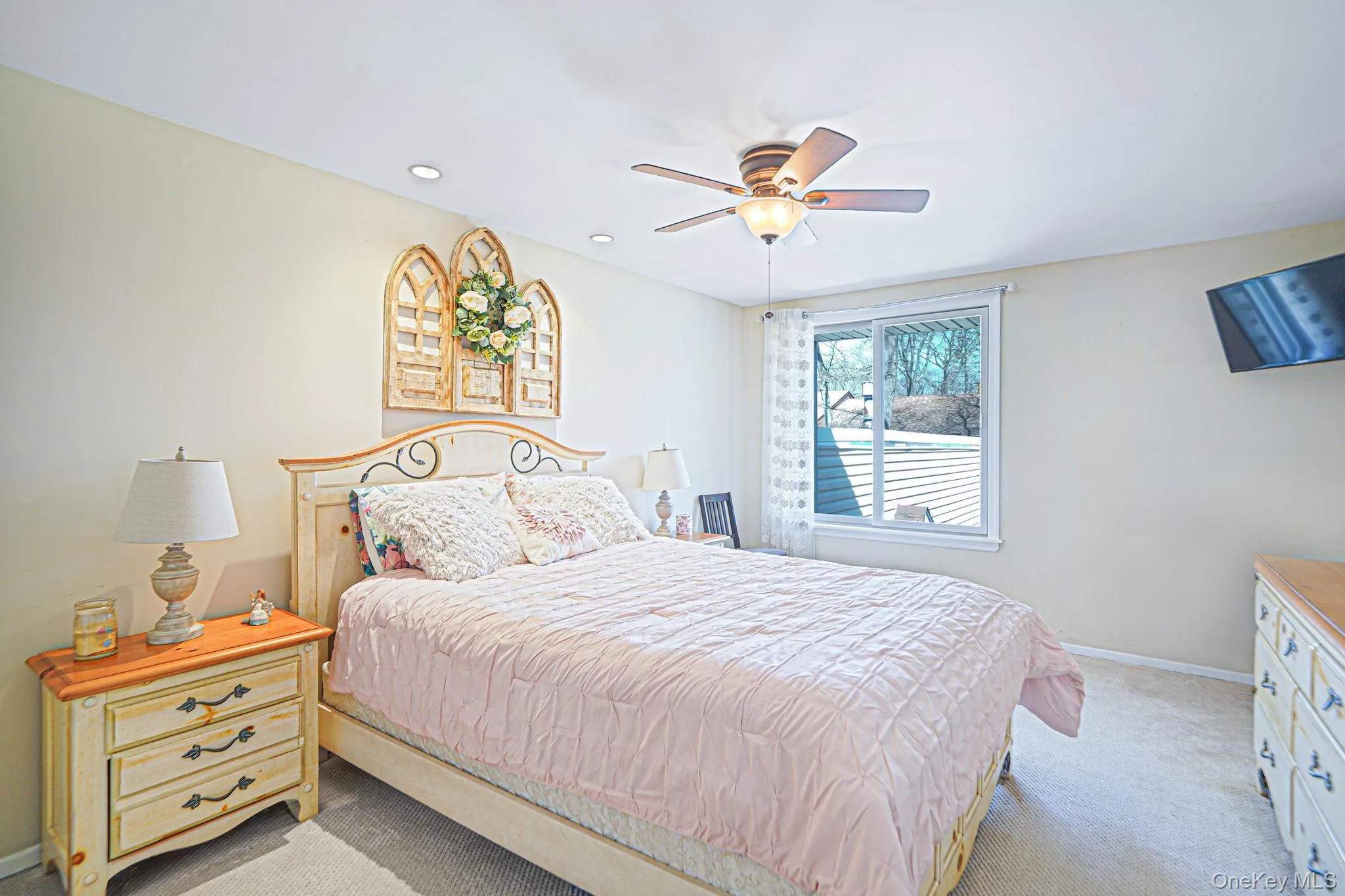 Upstairs Bedroom Upstairs Bedroom