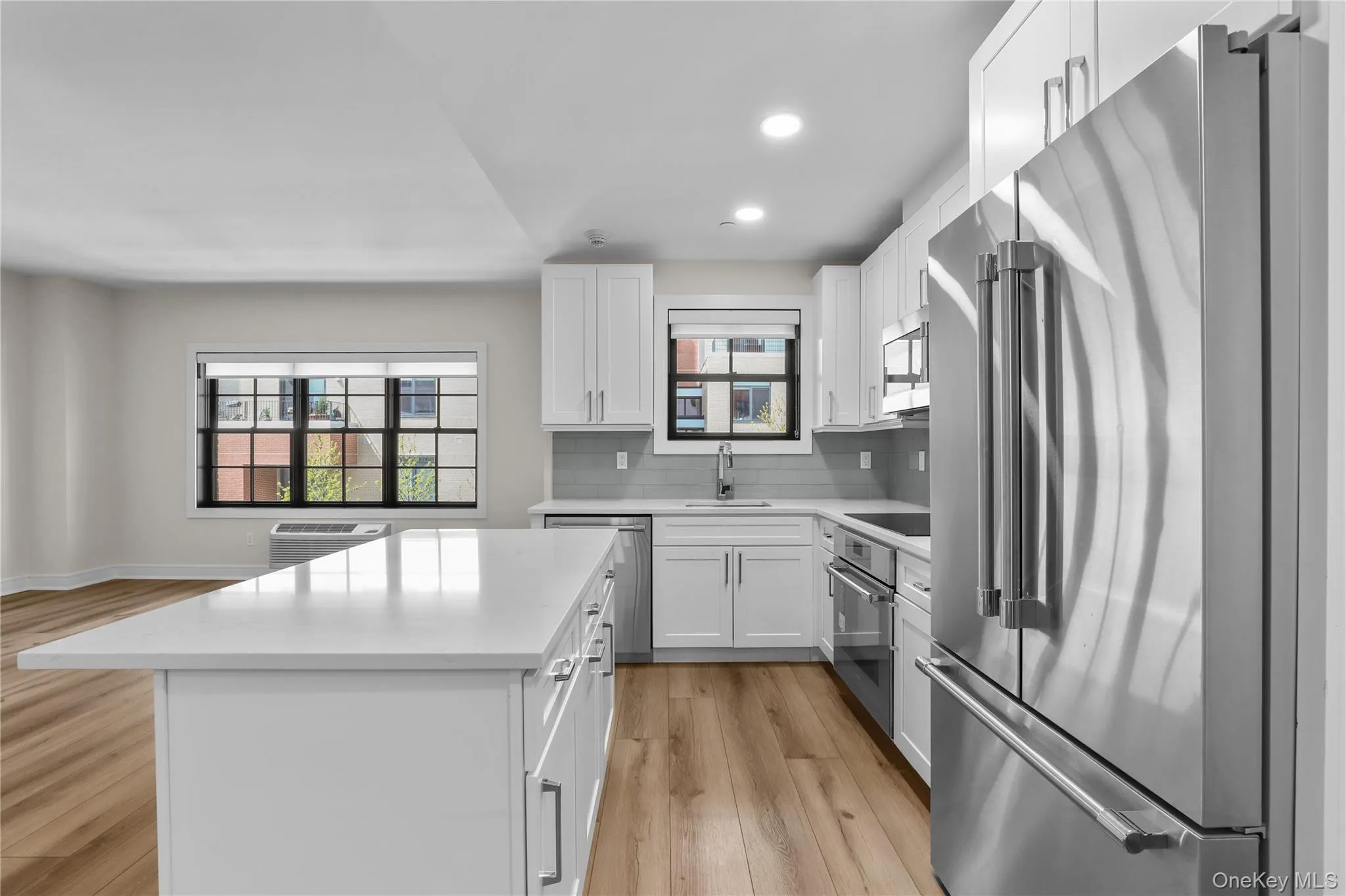 Kitchen with Center Island Kitchen with Center Island