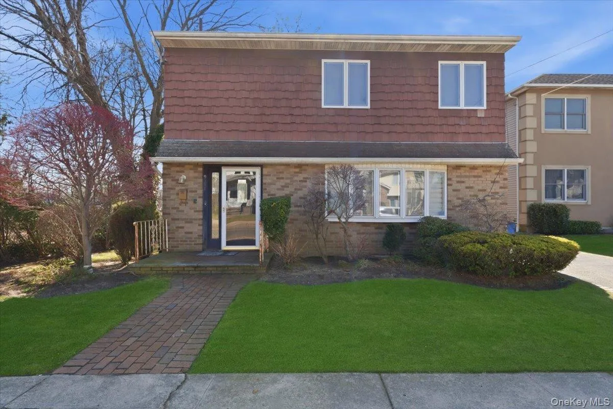 151 wanser, Hempstead, NY, 4 Bedrooms Bedrooms, 7 Rooms Rooms,2 BathroomsBathrooms,Residential,For Rent,wanser,0,984731 151 wanser, Hempstead, NY, 4 Bedrooms Bedrooms, 7 Rooms Rooms,2 BathroomsBathrooms,Residential,For Rent,wanser,0,984731