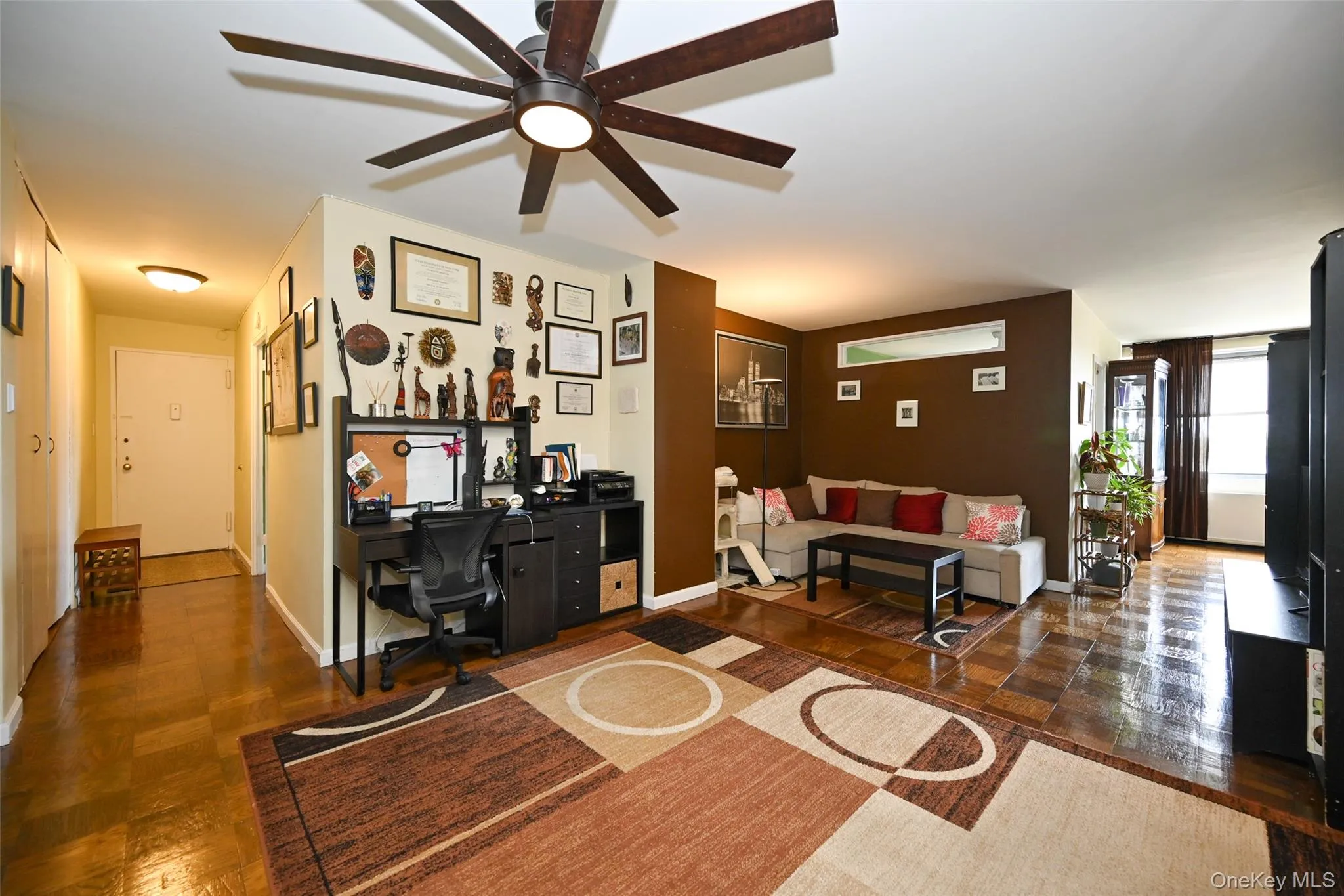 61-20 Grand Central Parkway, New York, NY, 3 Bedrooms Bedrooms, 6 Rooms Rooms,2 BathroomsBathrooms,Residential Lease,For Rent,Grand Central,0,984737 61-20 Grand Central Parkway, New York, NY, 3 Bedrooms Bedrooms, 6 Rooms Rooms,2 BathroomsBathrooms,Residential Lease,For Rent,Grand Central,0,984737