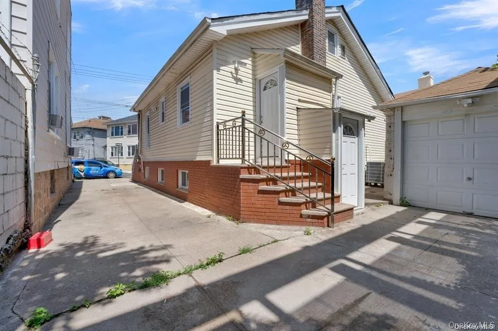 196 Brighton 10th Street, New York, NY, 4 Bedrooms Bedrooms, 8 Rooms Rooms,3 BathroomsBathrooms,Residential,For Rent,Brighton 10th,0,984743 196 Brighton 10th Street, New York, NY, 4 Bedrooms Bedrooms, 8 Rooms Rooms,3 BathroomsBathrooms,Residential,For Rent,Brighton 10th,0,984743