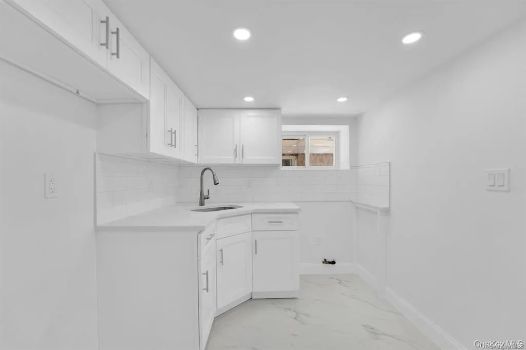196 Brighton 10th Street, New York, NY, 4 Bedrooms Bedrooms, 8 Rooms Rooms,3 BathroomsBathrooms,Residential,For Rent,Brighton 10th,0,984743 196 Brighton 10th Street, New York, NY, 4 Bedrooms Bedrooms, 8 Rooms Rooms,3 BathroomsBathrooms,Residential,For Rent,Brighton 10th,0,984743
