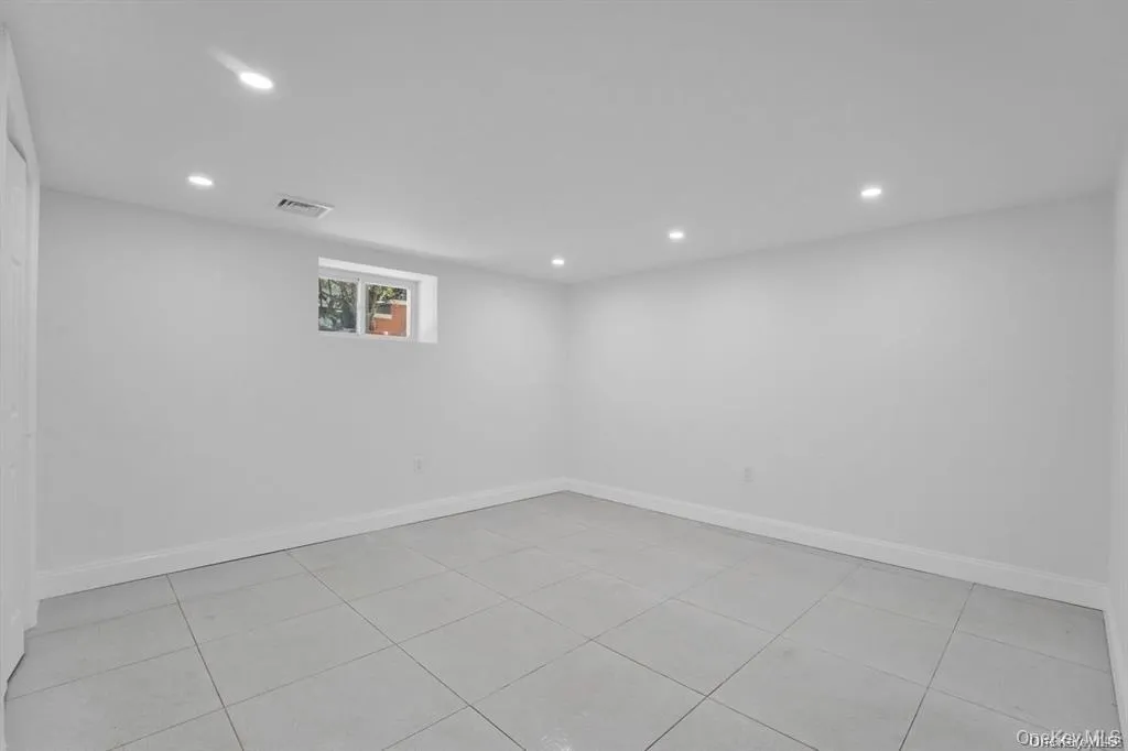 196 Brighton 10th Street, New York, NY, 4 Bedrooms Bedrooms, 8 Rooms Rooms,3 BathroomsBathrooms,Residential,For Rent,Brighton 10th,0,984743 196 Brighton 10th Street, New York, NY, 4 Bedrooms Bedrooms, 8 Rooms Rooms,3 BathroomsBathrooms,Residential,For Rent,Brighton 10th,0,984743
