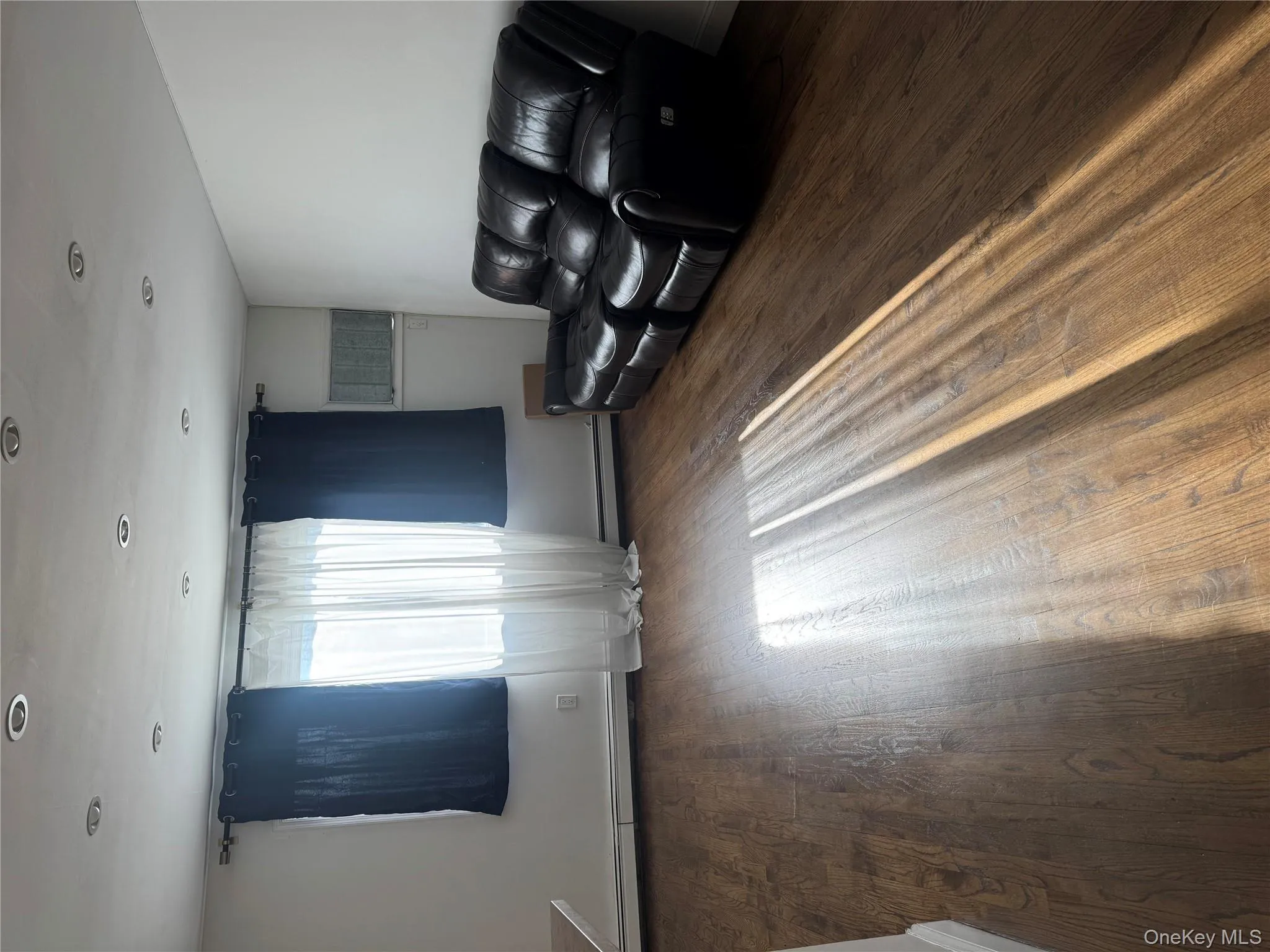 15649 76th Street, New York, NY, 3 Bedrooms Bedrooms, 6 Rooms Rooms,2 BathroomsBathrooms,Residential Lease,For Rent,76th,0,984752 15649 76th Street, New York, NY, 3 Bedrooms Bedrooms, 6 Rooms Rooms,2 BathroomsBathrooms,Residential Lease,For Rent,76th,0,984752