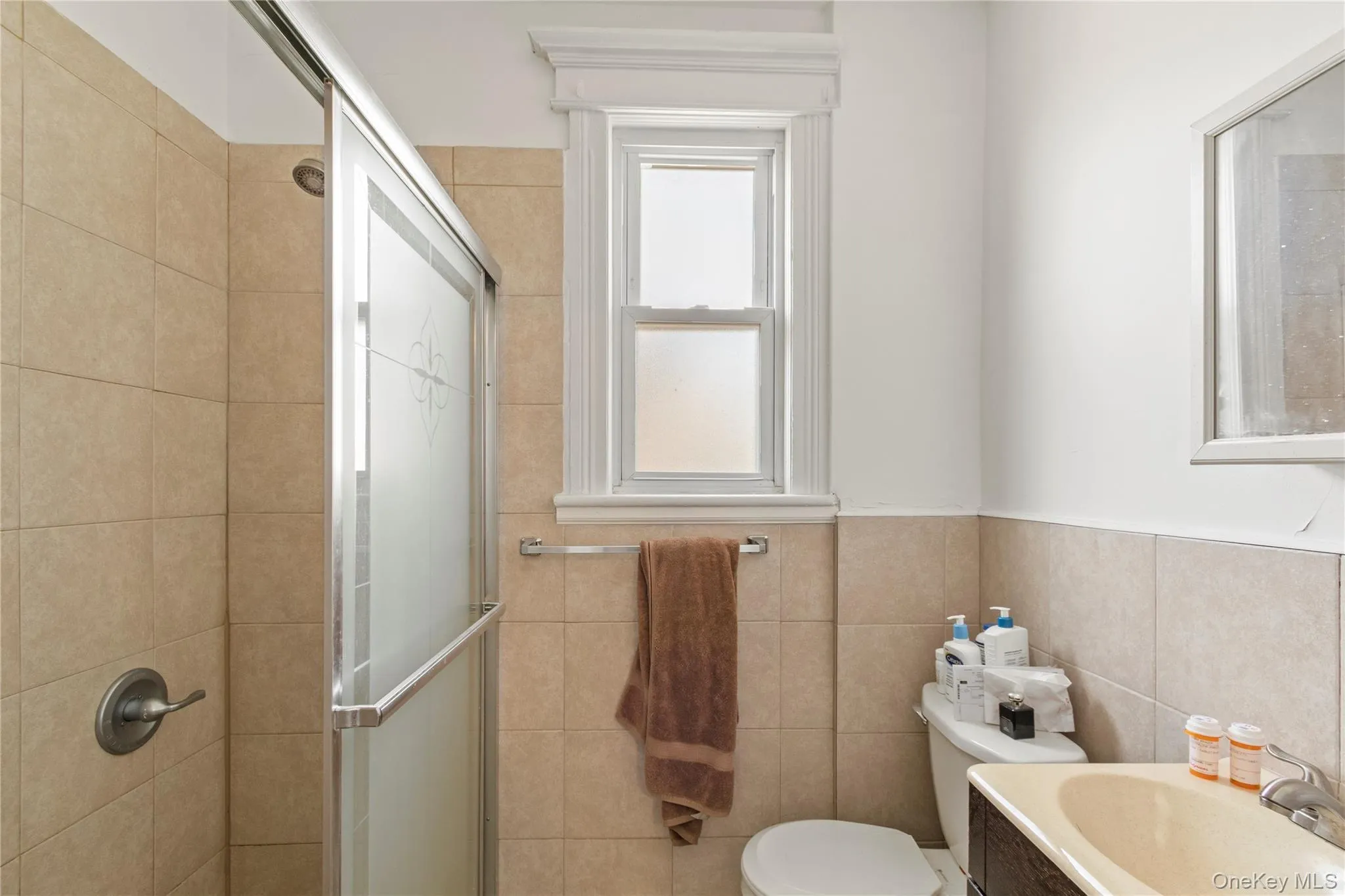 172 Harrison Avenue, North Hempstead, NY, 2 Bedrooms Bedrooms, 7 Rooms Rooms,2 BathroomsBathrooms,Residential Lease,For Rent,Harrison,0,984754 172 Harrison Avenue, North Hempstead, NY, 2 Bedrooms Bedrooms, 7 Rooms Rooms,2 BathroomsBathrooms,Residential Lease,For Rent,Harrison,0,984754