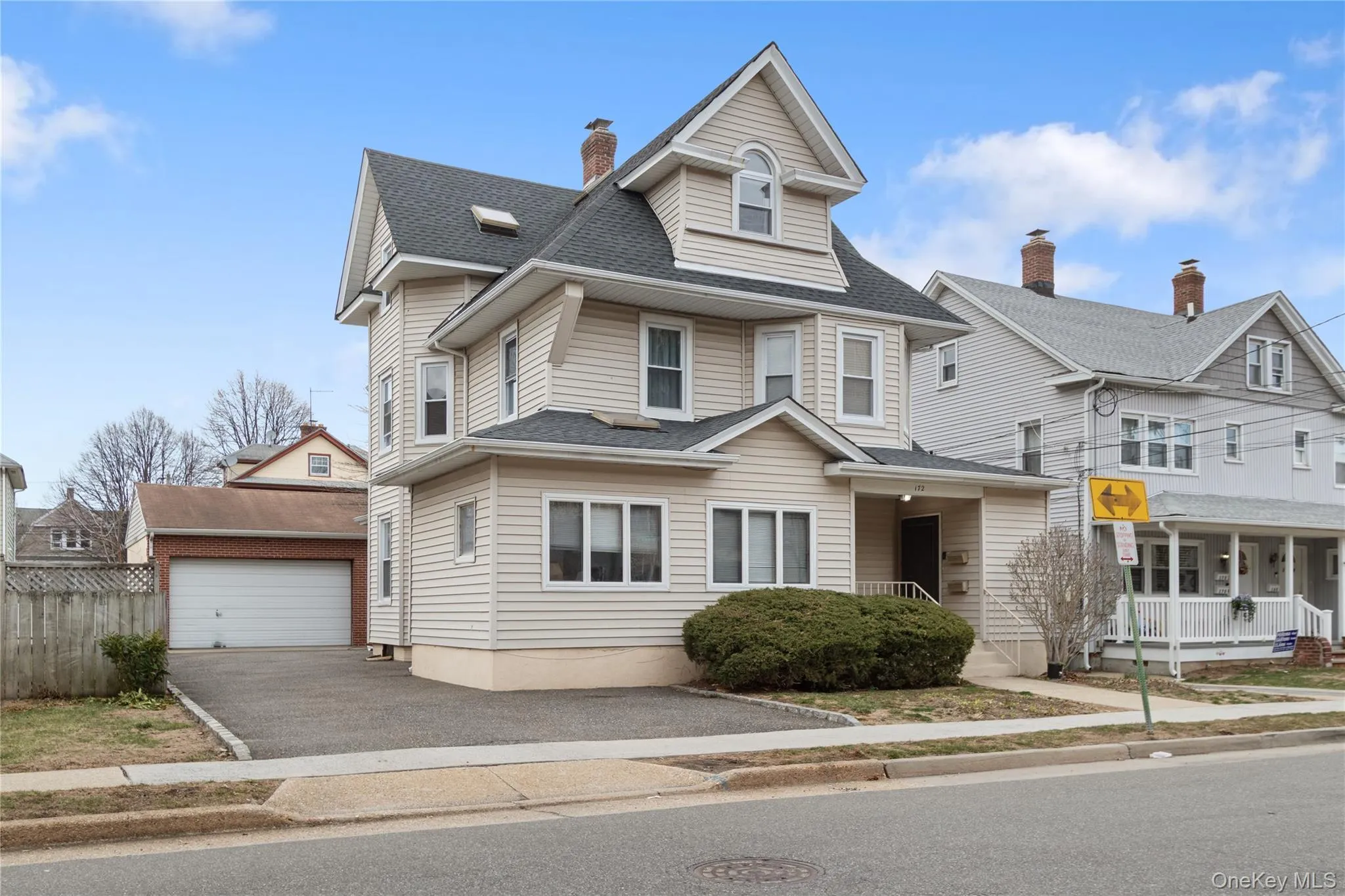 172 Harrison Avenue, North Hempstead, NY, 2 Bedrooms Bedrooms, 7 Rooms Rooms,2 BathroomsBathrooms,Residential Lease,For Rent,Harrison,0,984754 172 Harrison Avenue, North Hempstead, NY, 2 Bedrooms Bedrooms, 7 Rooms Rooms,2 BathroomsBathrooms,Residential Lease,For Rent,Harrison,0,984754
