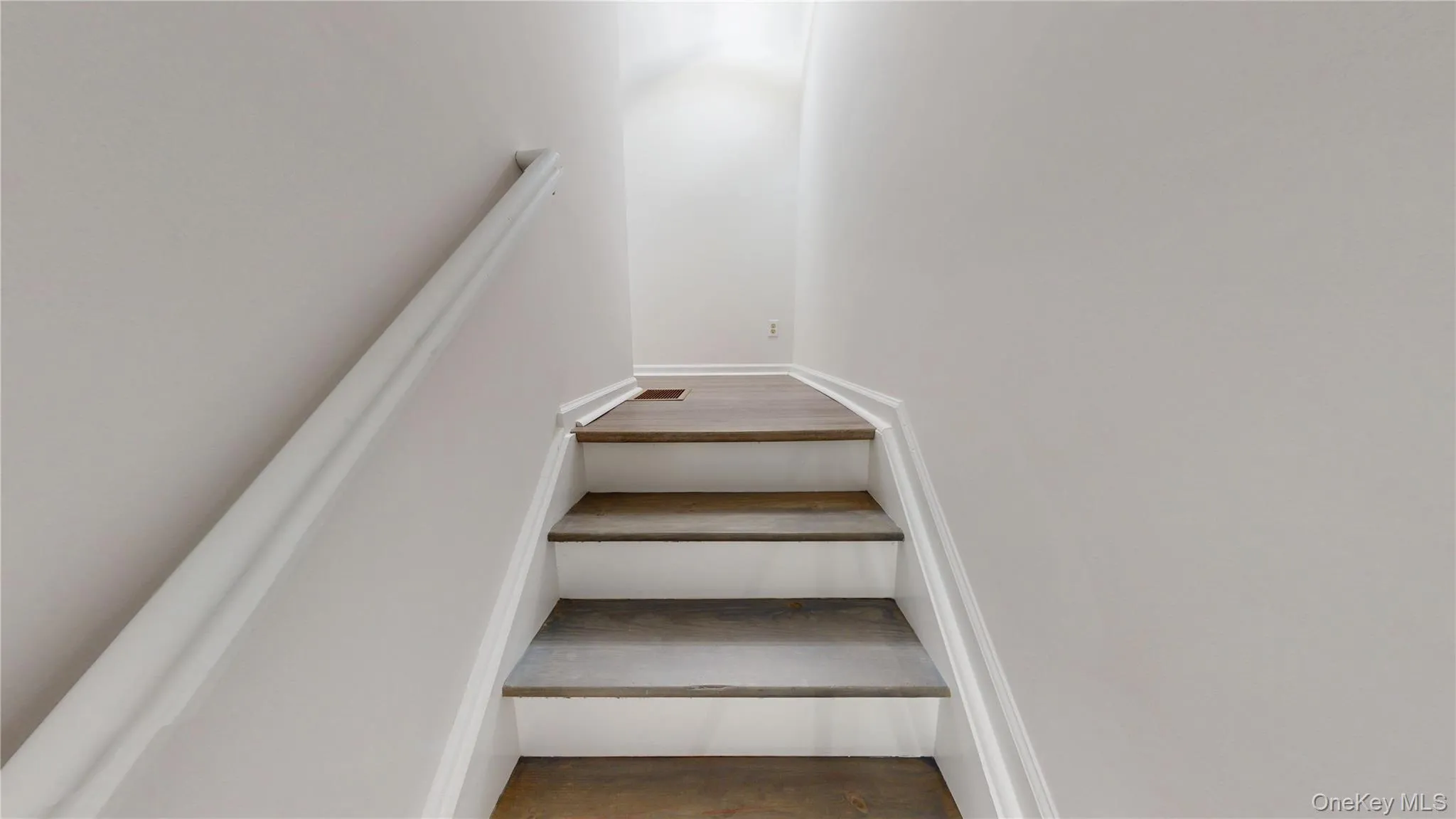 276 Temple Hill Road, New Windsor, NY, 3 Bedrooms Bedrooms, 6 Rooms Rooms,1 BathroomBathrooms,Residential,For Rent,Temple Hill,0,984763 276 Temple Hill Road, New Windsor, NY, 3 Bedrooms Bedrooms, 6 Rooms Rooms,1 BathroomBathrooms,Residential,For Rent,Temple Hill,0,984763