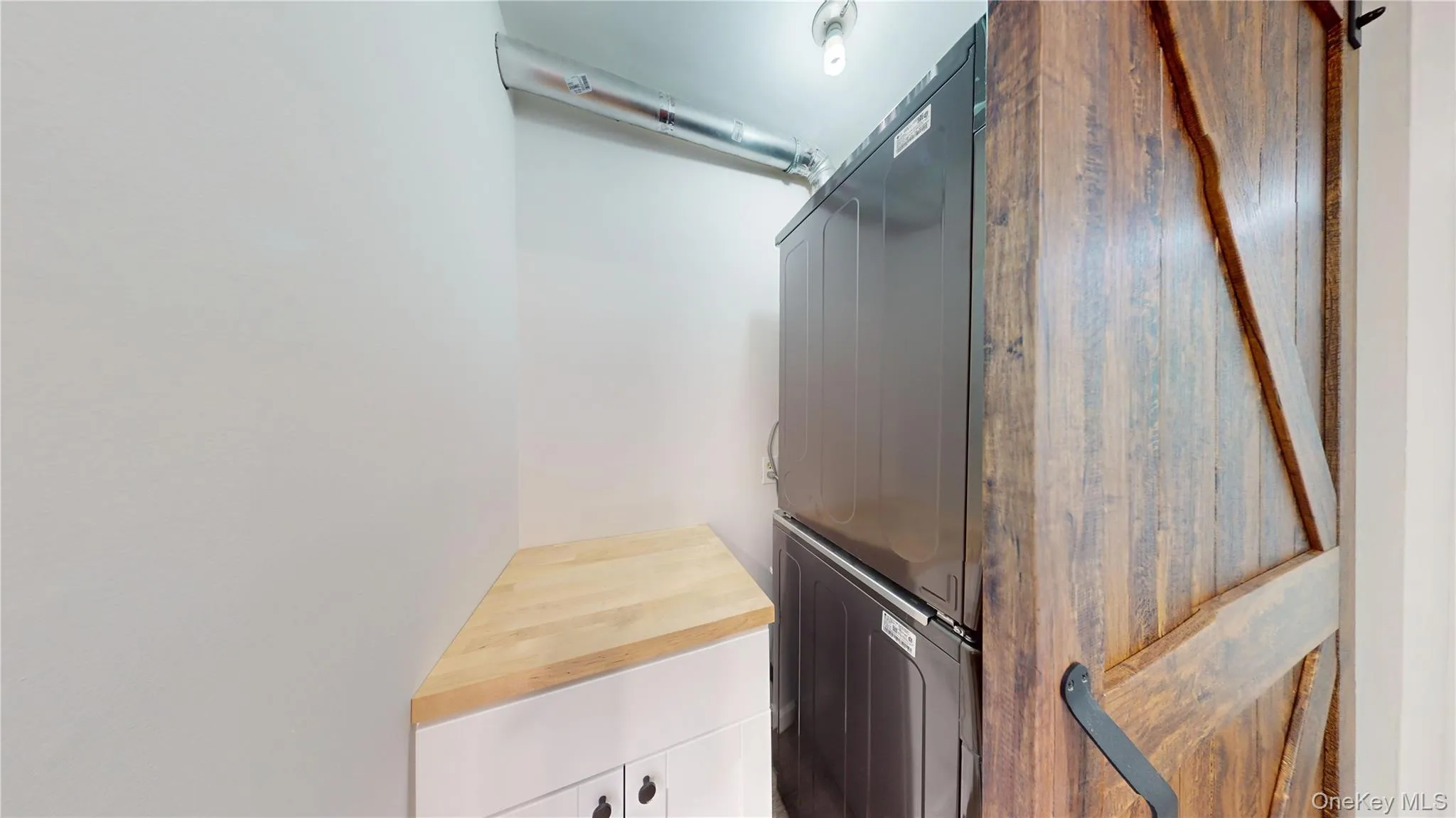 276 Temple Hill Road, New Windsor, NY, 3 Bedrooms Bedrooms, 6 Rooms Rooms,1 BathroomBathrooms,Residential,For Rent,Temple Hill,0,984763 276 Temple Hill Road, New Windsor, NY, 3 Bedrooms Bedrooms, 6 Rooms Rooms,1 BathroomBathrooms,Residential,For Rent,Temple Hill,0,984763