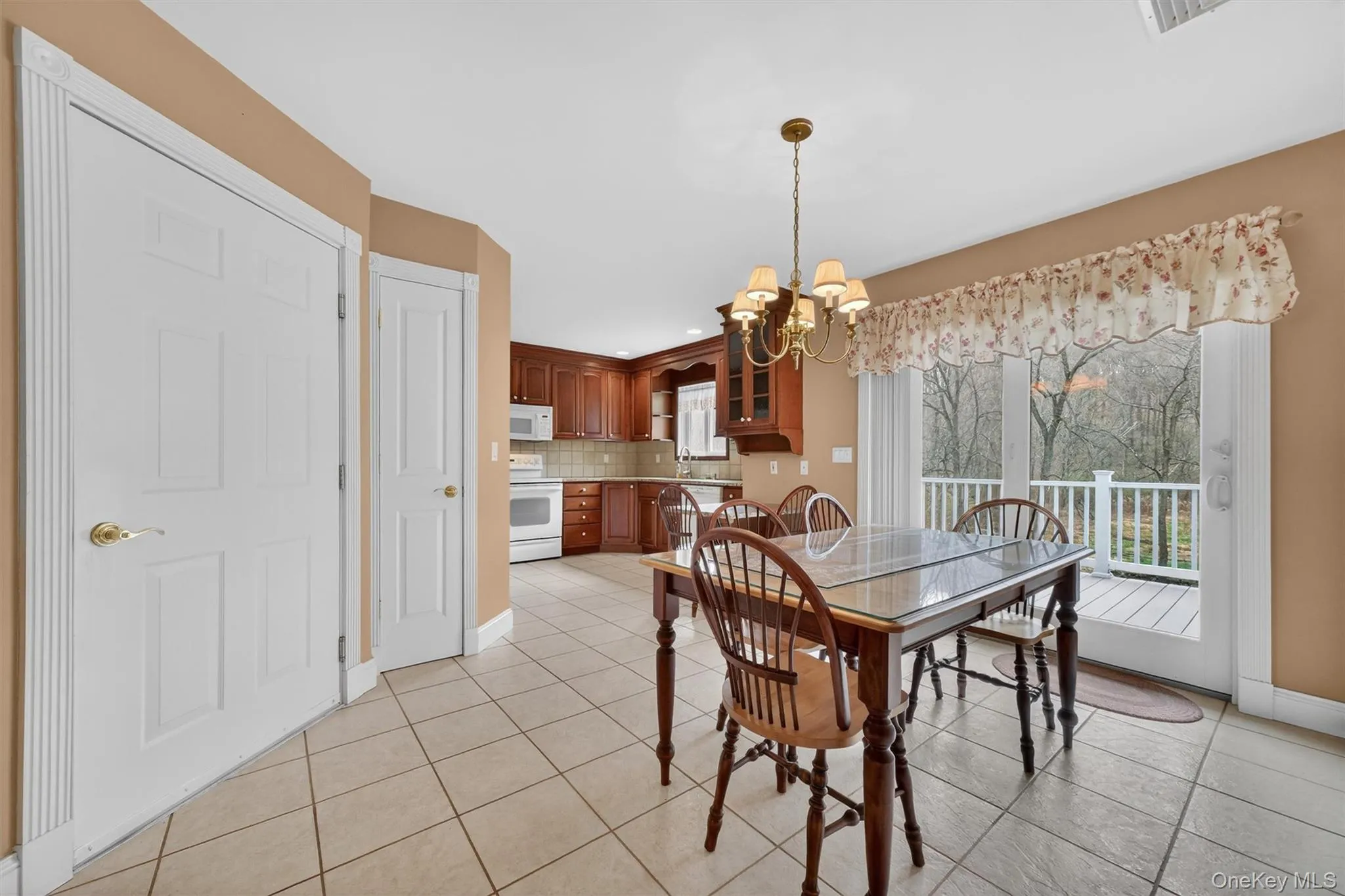 194 Vineyard Avenue, Lloyd, NY, 3 Bedrooms Bedrooms, 11 Rooms Rooms,3 BathroomsBathrooms,Residential,For Rent,Vineyard,0,984772 194 Vineyard Avenue, Lloyd, NY, 3 Bedrooms Bedrooms, 11 Rooms Rooms,3 BathroomsBathrooms,Residential,For Rent,Vineyard,0,984772