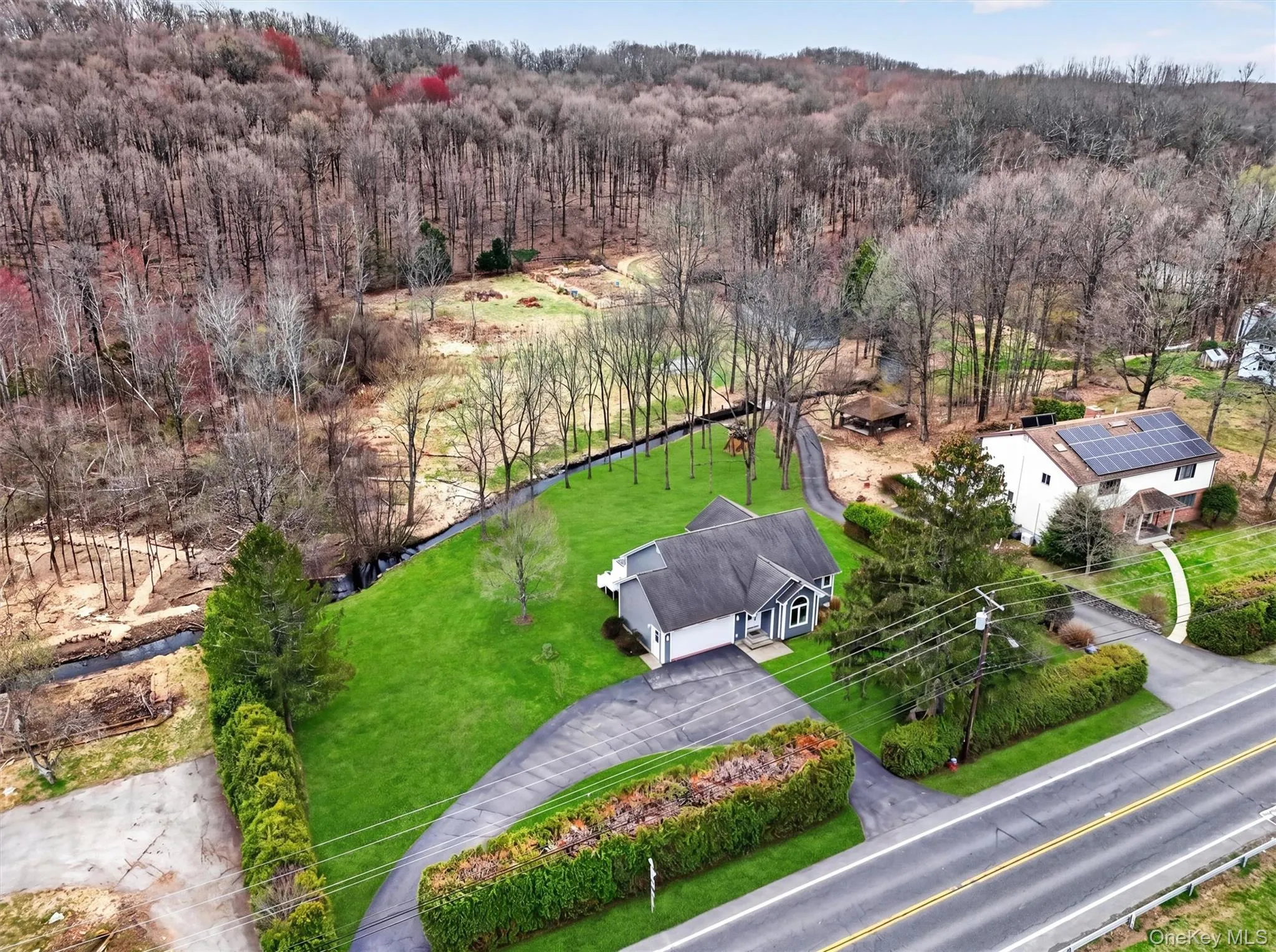 194 Vineyard Avenue, Lloyd, NY, 3 Bedrooms Bedrooms, 11 Rooms Rooms,3 BathroomsBathrooms,Residential,For Rent,Vineyard,0,984772 194 Vineyard Avenue, Lloyd, NY, 3 Bedrooms Bedrooms, 11 Rooms Rooms,3 BathroomsBathrooms,Residential,For Rent,Vineyard,0,984772