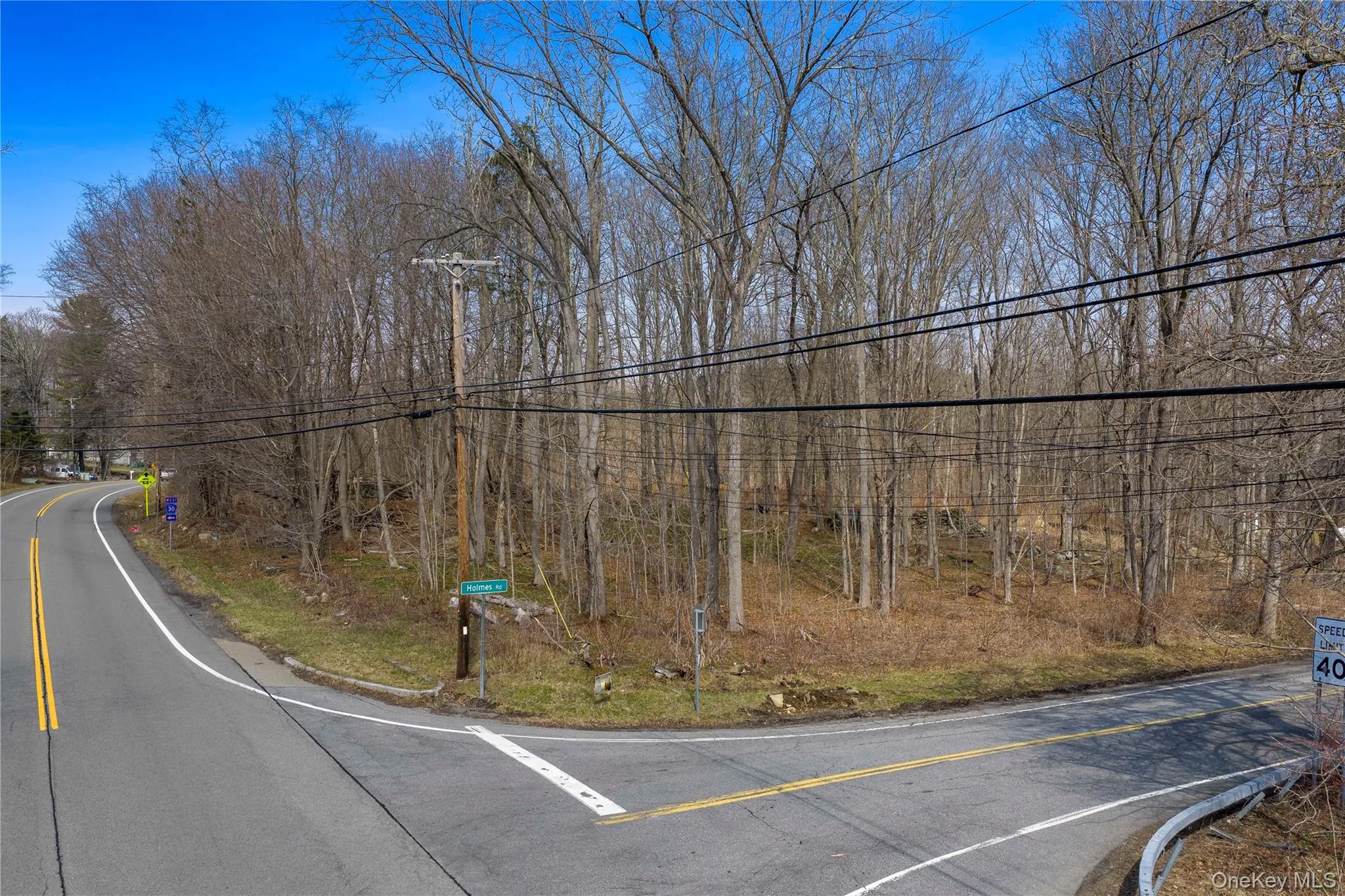 Conveniently located with easy access to I-84 and the Taconic State Parkway, and approximately 9 miles to the Southeast Metro North train station. Conveniently located with easy access to I-84 and the Taconic State Parkway, and approximately 9 miles to the Southeast Metro North train station.