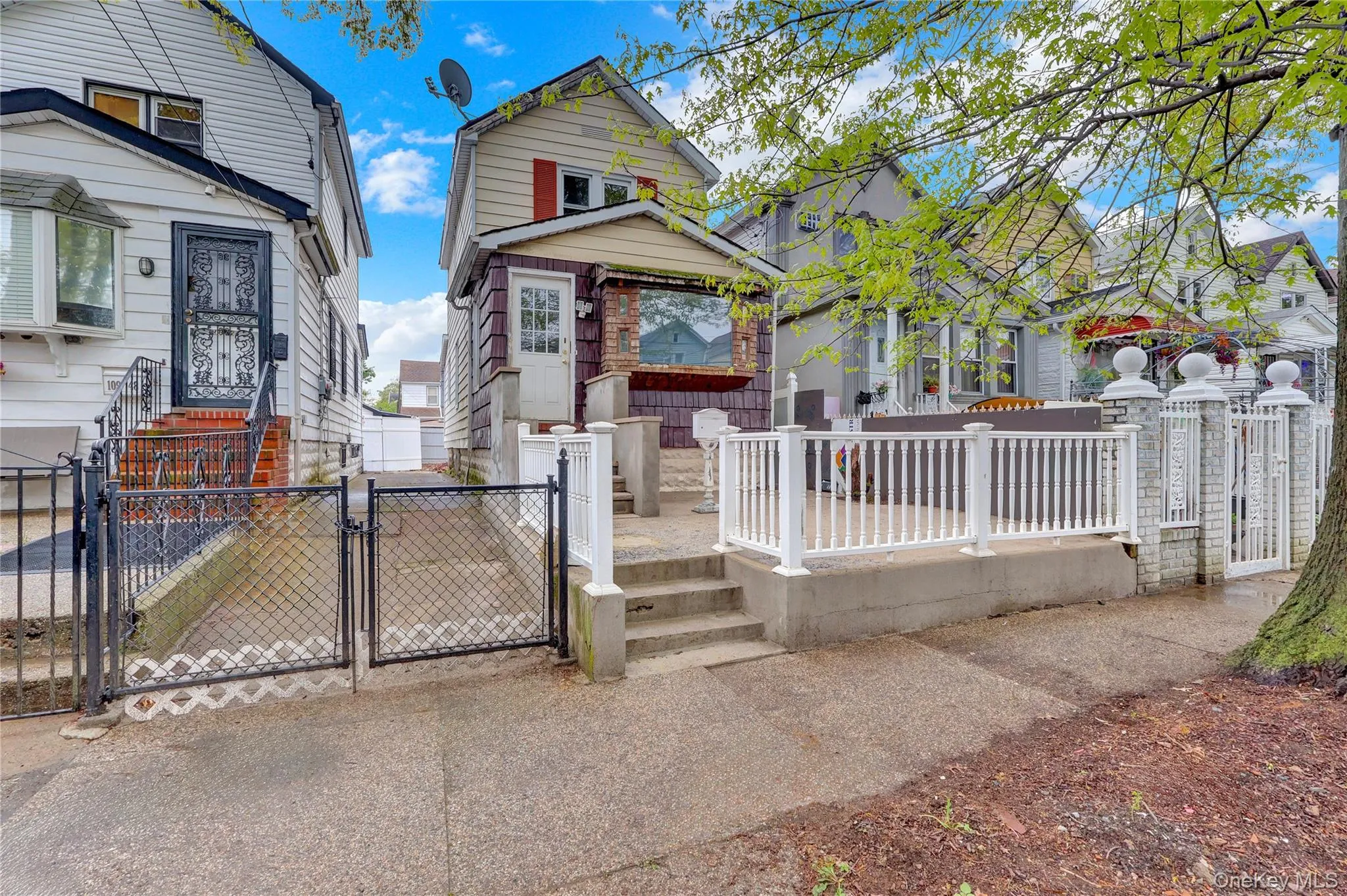 109-46 125th Street, New York, NY, 2 Bedrooms Bedrooms, 5 Rooms Rooms,1 BathroomBathrooms,Residential Sale,For Rent,125th,0,984786 109-46 125th Street, New York, NY, 2 Bedrooms Bedrooms, 5 Rooms Rooms,1 BathroomBathrooms,Residential Sale,For Rent,125th,0,984786