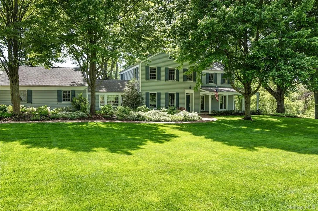 Beautifully landscaped Beautifully landscaped