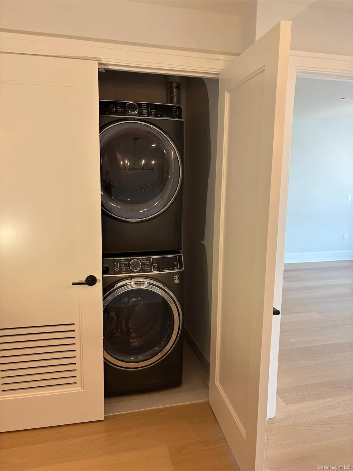 Brand new washer and dryer in unit. Brand new washer and dryer in unit.