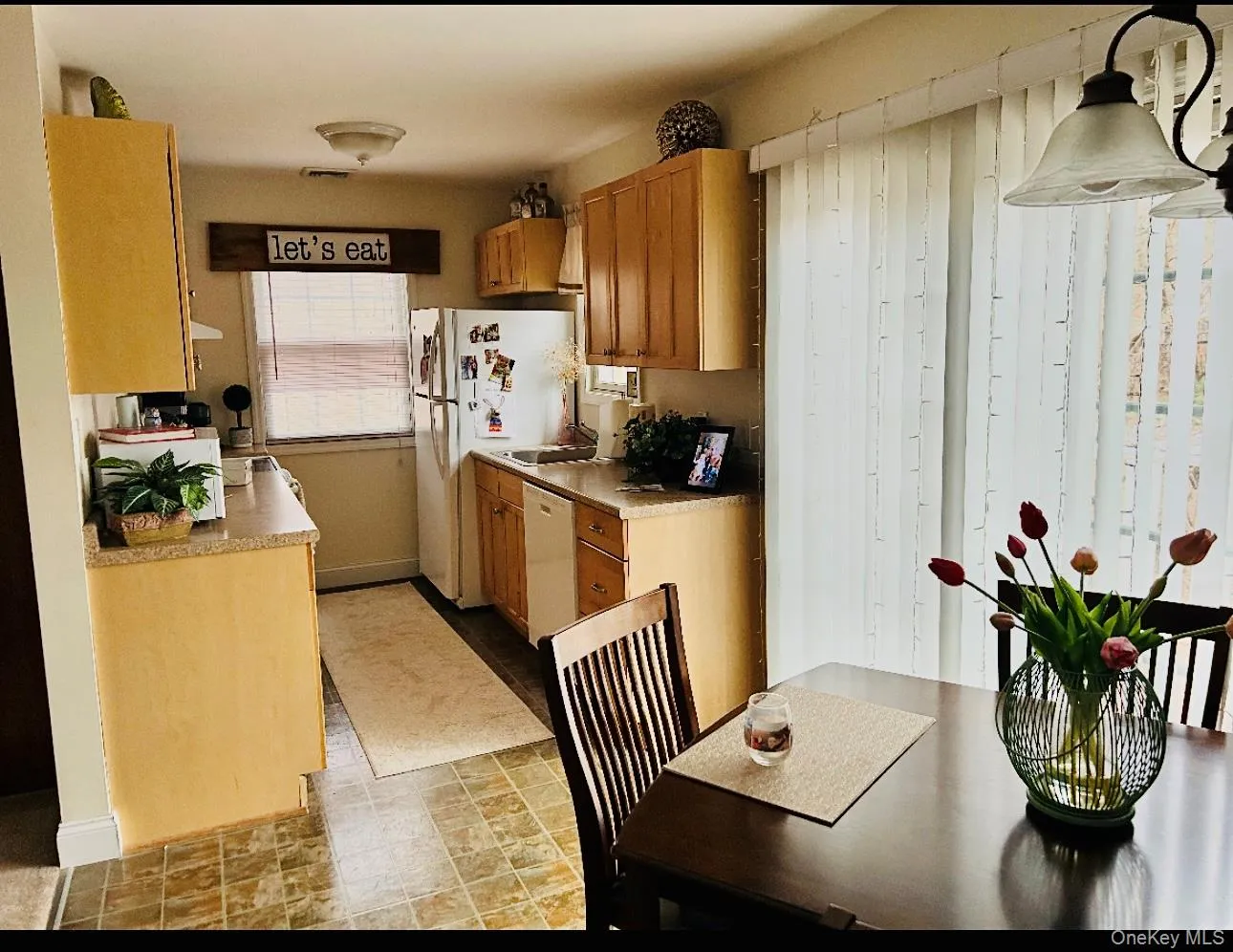 2 Bridle Path, Smithtown, NY, 1 Bedroom Bedrooms, 3 Rooms Rooms,1 BathroomBathrooms,Residential Lease,For Rent,Bridle,0,984801 2 Bridle Path, Smithtown, NY, 1 Bedroom Bedrooms, 3 Rooms Rooms,1 BathroomBathrooms,Residential Lease,For Rent,Bridle,0,984801