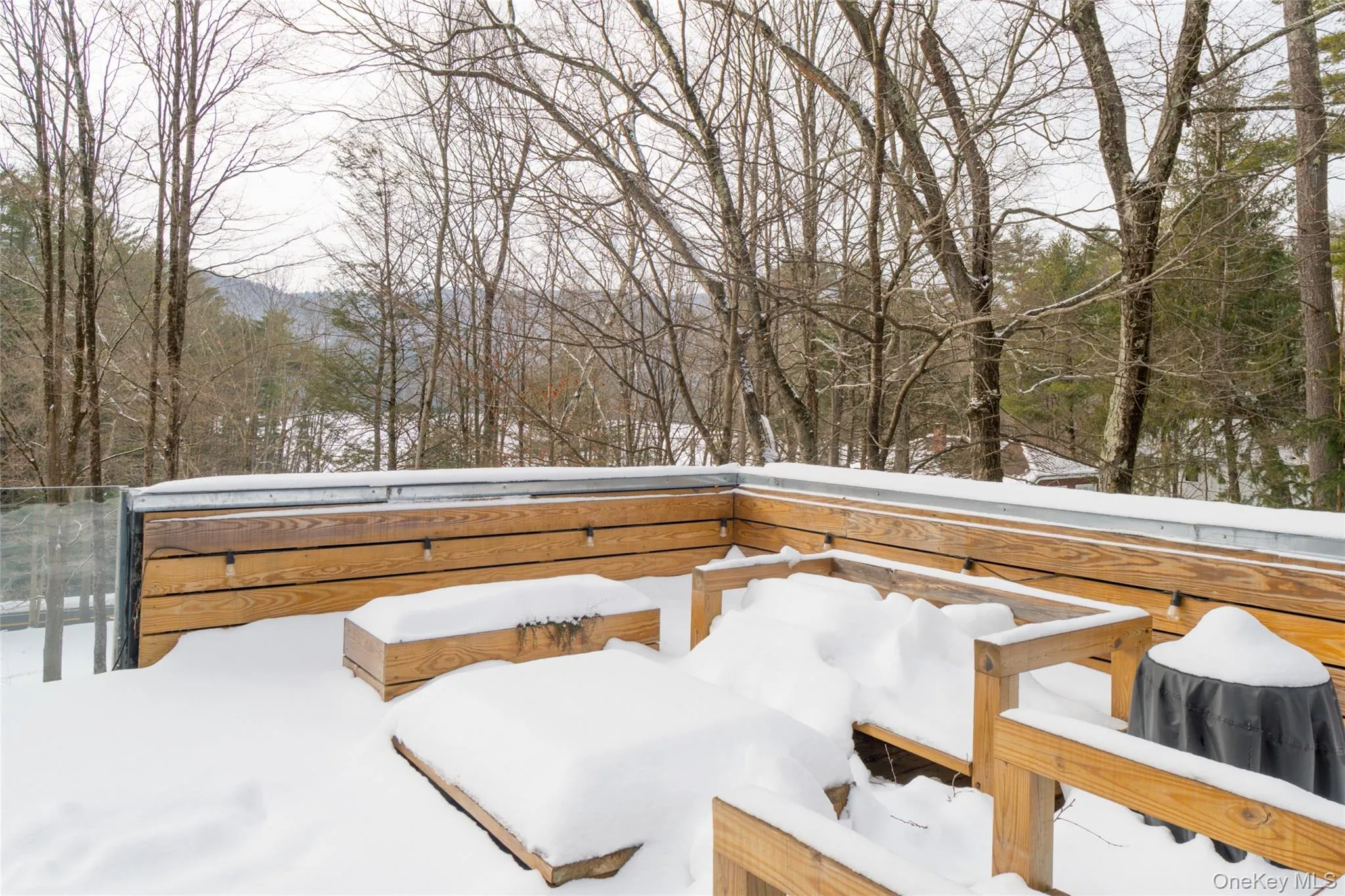 15 Lake View Drive, Woodstock, NY, 2 Bedrooms Bedrooms, 7 Rooms Rooms,1 BathroomBathrooms,Residential,For Rent,Lake View,0,984803 15 Lake View Drive, Woodstock, NY, 2 Bedrooms Bedrooms, 7 Rooms Rooms,1 BathroomBathrooms,Residential,For Rent,Lake View,0,984803