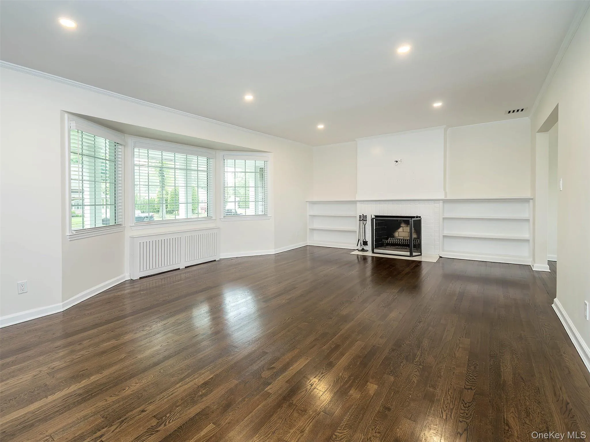 14 Saint Paul's Place, Hempstead, NY, 3 Bedrooms Bedrooms, 9 Rooms Rooms,2 BathroomsBathrooms,Residential Lease,For Rent,Saint Paul's,0,984809 14 Saint Paul's Place, Hempstead, NY, 3 Bedrooms Bedrooms, 9 Rooms Rooms,2 BathroomsBathrooms,Residential Lease,For Rent,Saint Paul's,0,984809