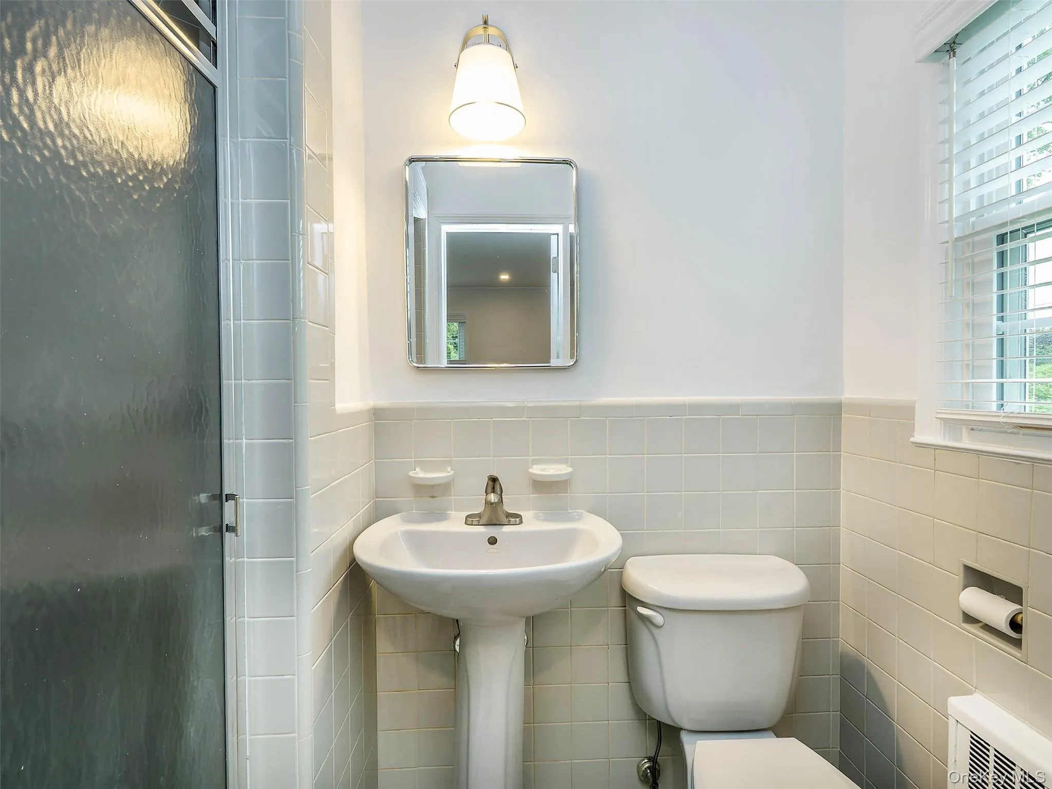 14 Saint Paul's Place, Hempstead, NY, 3 Bedrooms Bedrooms, 9 Rooms Rooms,2 BathroomsBathrooms,Residential Lease,For Rent,Saint Paul's,0,984809 14 Saint Paul's Place, Hempstead, NY, 3 Bedrooms Bedrooms, 9 Rooms Rooms,2 BathroomsBathrooms,Residential Lease,For Rent,Saint Paul's,0,984809
