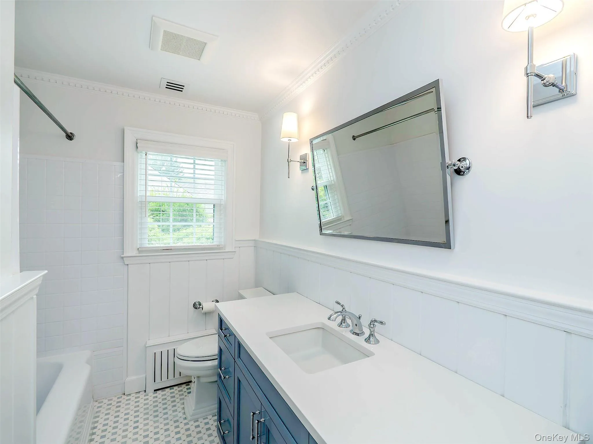 14 Saint Paul's Place, Hempstead, NY, 3 Bedrooms Bedrooms, 9 Rooms Rooms,2 BathroomsBathrooms,Residential Lease,For Rent,Saint Paul's,0,984809 14 Saint Paul's Place, Hempstead, NY, 3 Bedrooms Bedrooms, 9 Rooms Rooms,2 BathroomsBathrooms,Residential Lease,For Rent,Saint Paul's,0,984809