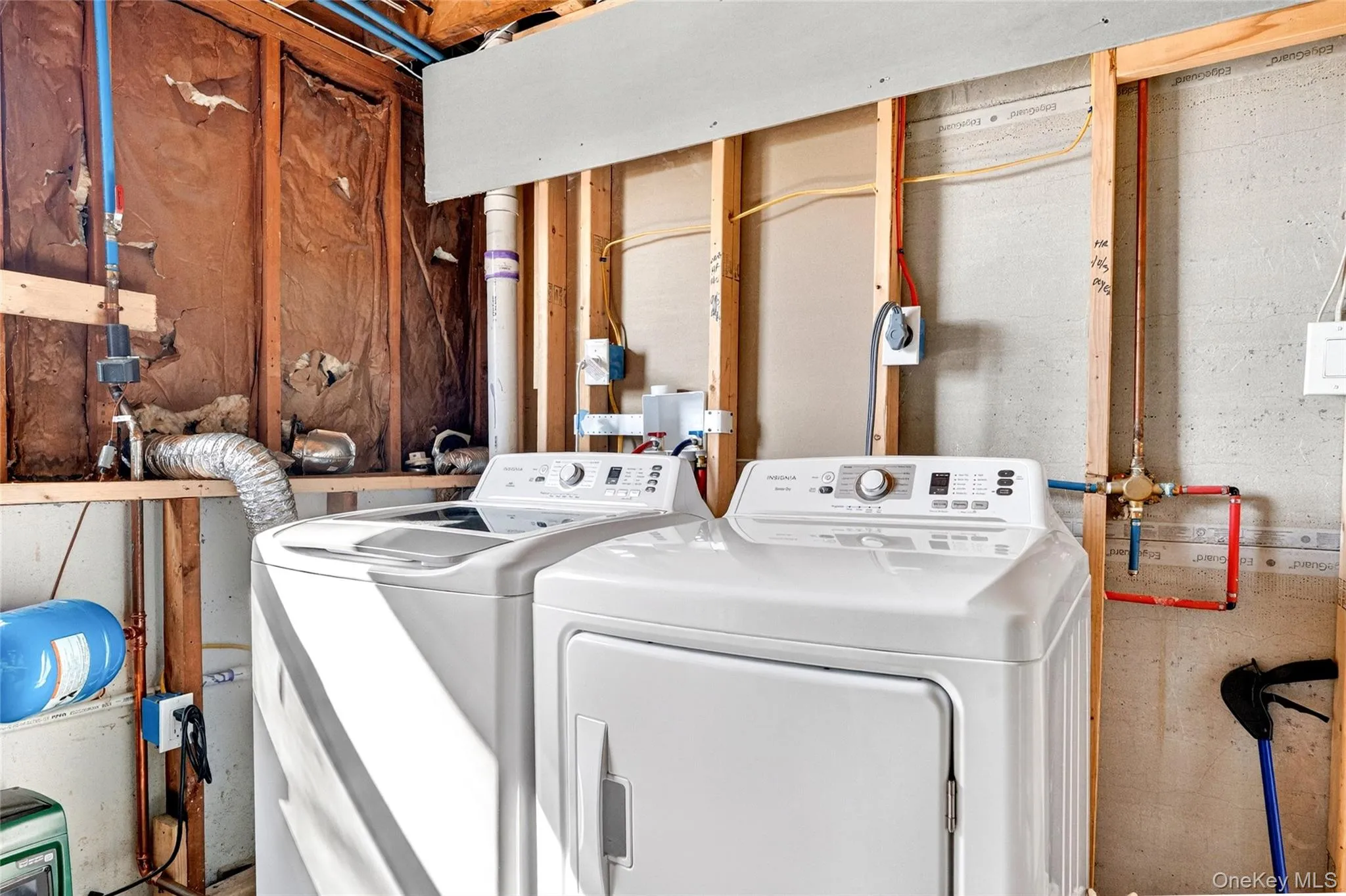 11 Colonel Glenn Drive, Carmel, NY, 3 Bedrooms Bedrooms, 6 Rooms Rooms,1 BathroomBathrooms,Residential Lease,For Rent,Colonel Glenn,0,984814 11 Colonel Glenn Drive, Carmel, NY, 3 Bedrooms Bedrooms, 6 Rooms Rooms,1 BathroomBathrooms,Residential Lease,For Rent,Colonel Glenn,0,984814