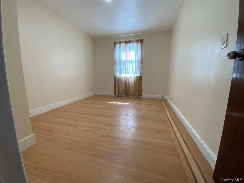 1086 Tulip Avenue, Hempstead, NY, 3 Bedrooms Bedrooms, 6 Rooms Rooms,1 BathroomBathrooms,Residential Lease,For Rent,Tulip,0,984815 1086 Tulip Avenue, Hempstead, NY, 3 Bedrooms Bedrooms, 6 Rooms Rooms,1 BathroomBathrooms,Residential Lease,For Rent,Tulip,0,984815