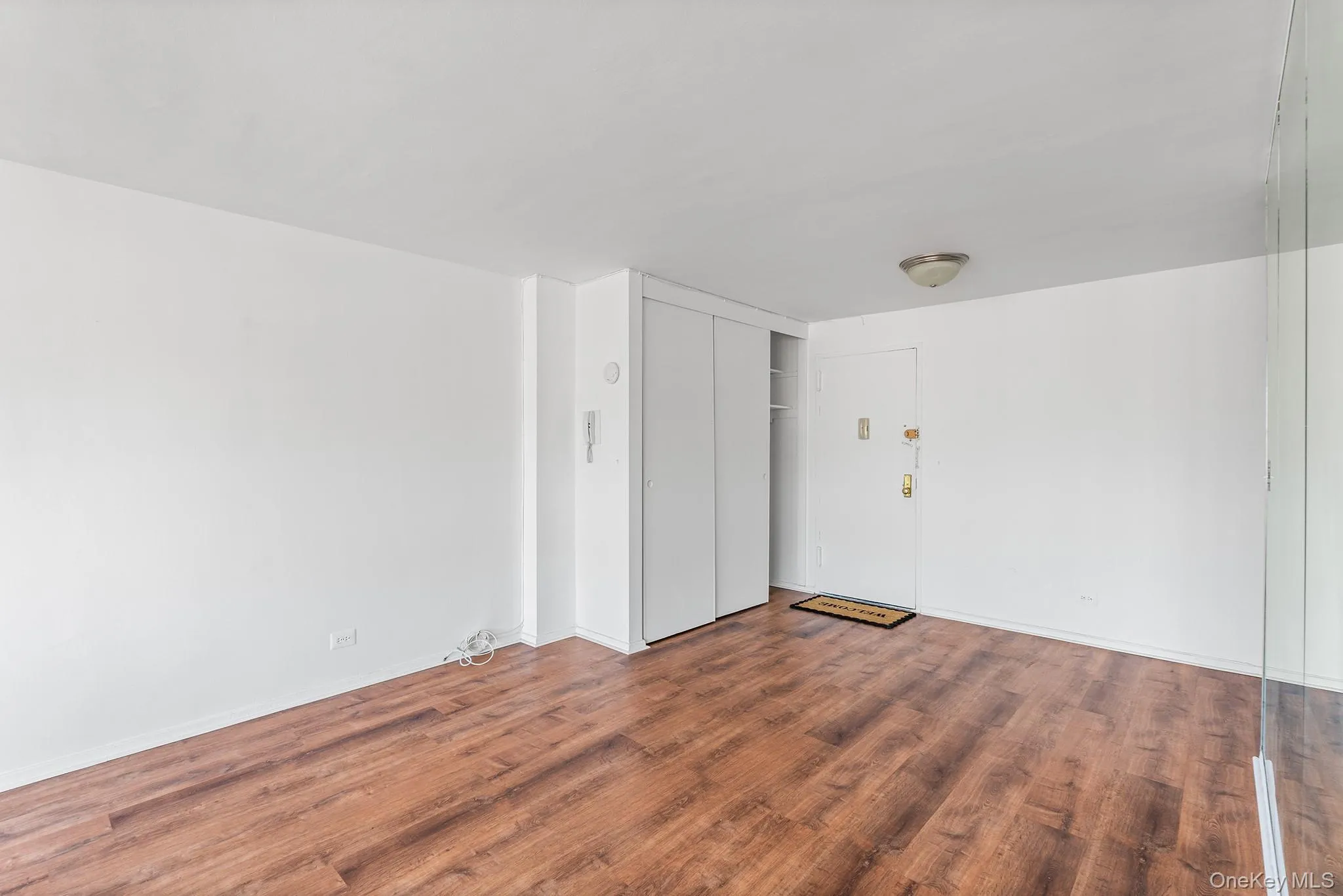16420 Highland Avenue, New York, NY, 2 Rooms Rooms,1 BathroomBathrooms,Residential,For Rent,Highland,0,984825 16420 Highland Avenue, New York, NY, 2 Rooms Rooms,1 BathroomBathrooms,Residential,For Rent,Highland,0,984825