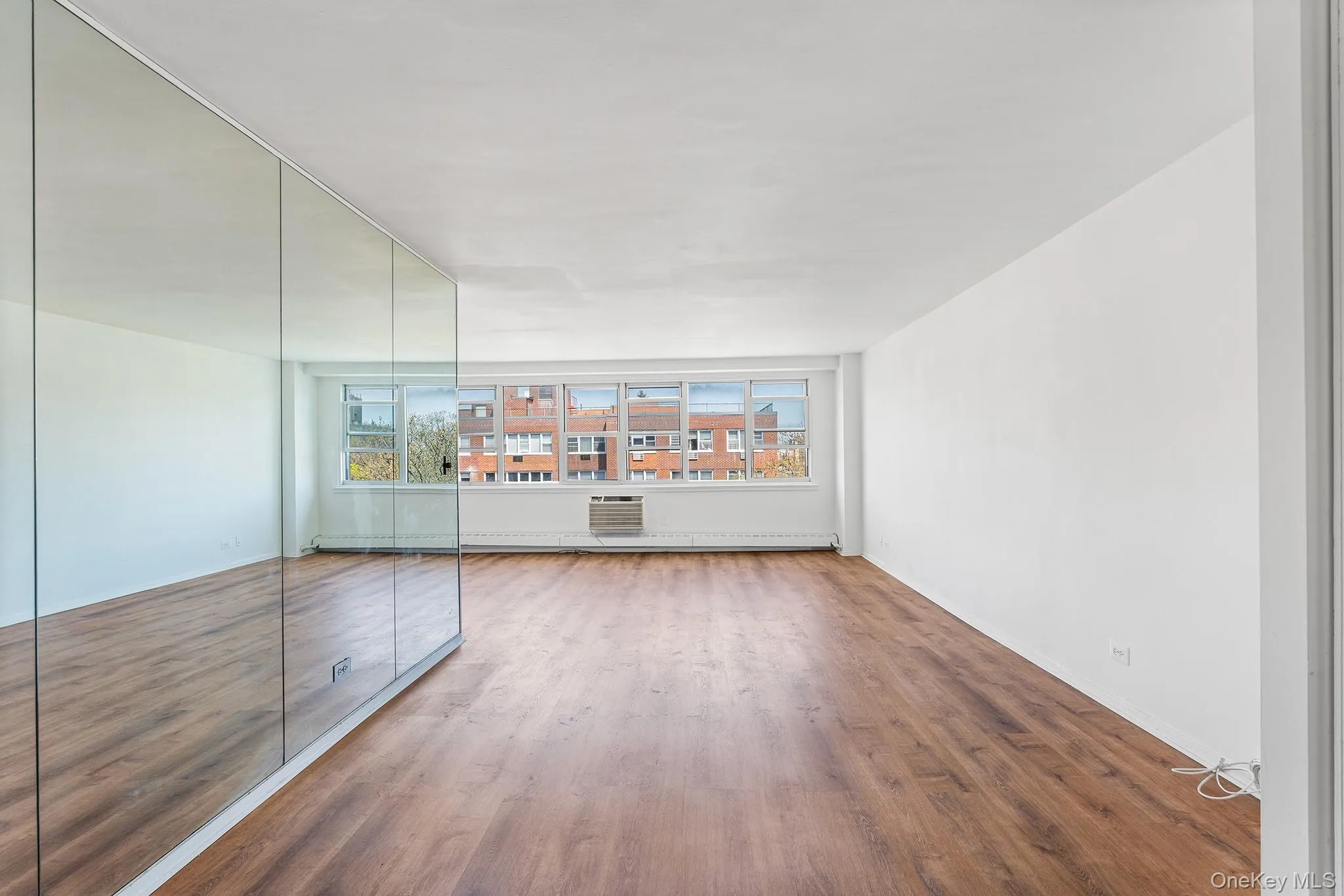 16420 Highland Avenue, New York, NY, 2 Rooms Rooms,1 BathroomBathrooms,Residential,For Rent,Highland,0,984825 16420 Highland Avenue, New York, NY, 2 Rooms Rooms,1 BathroomBathrooms,Residential,For Rent,Highland,0,984825