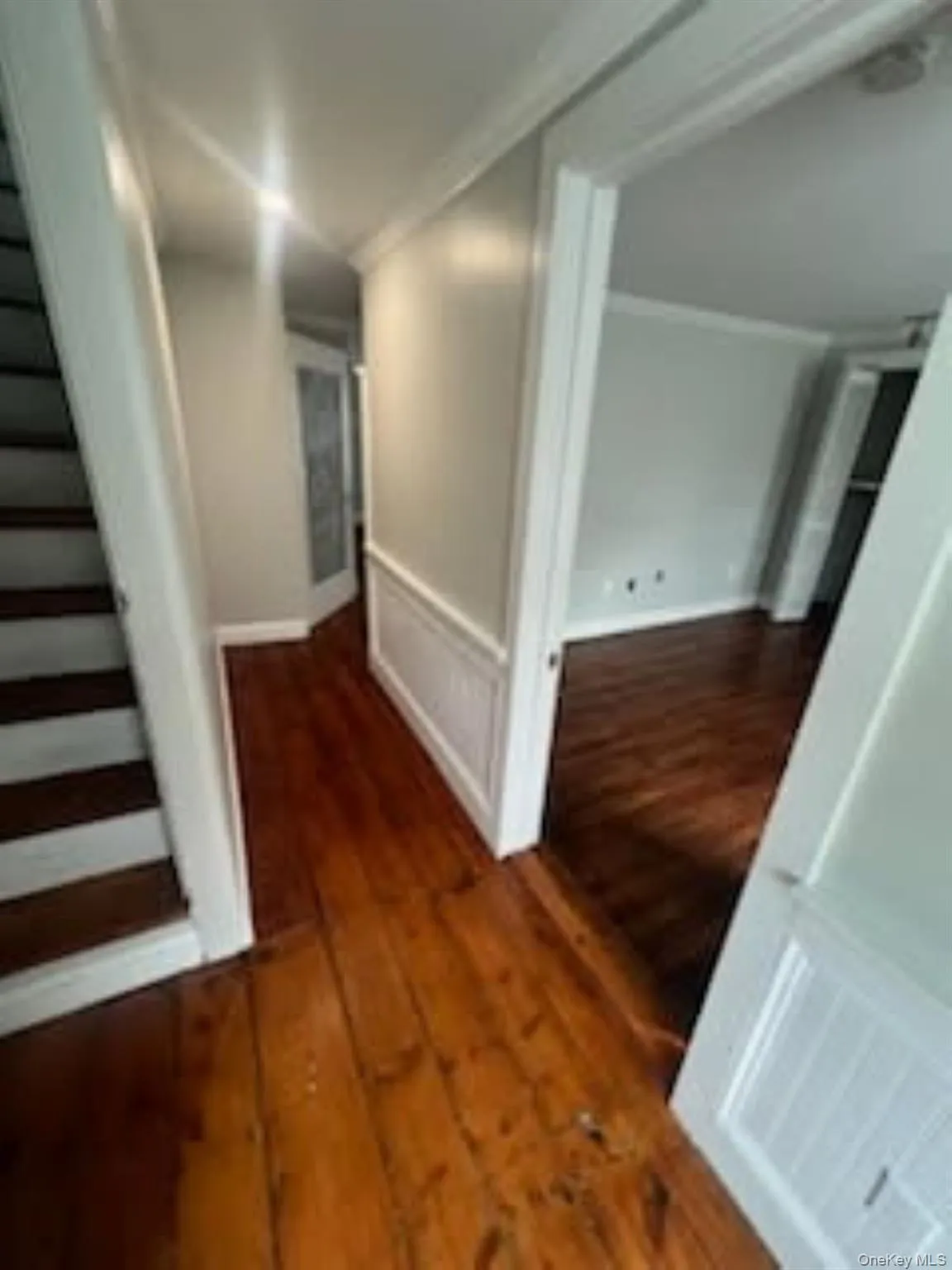 Steps go to 2nd floor bedroom Steps go to 2nd floor bedroom