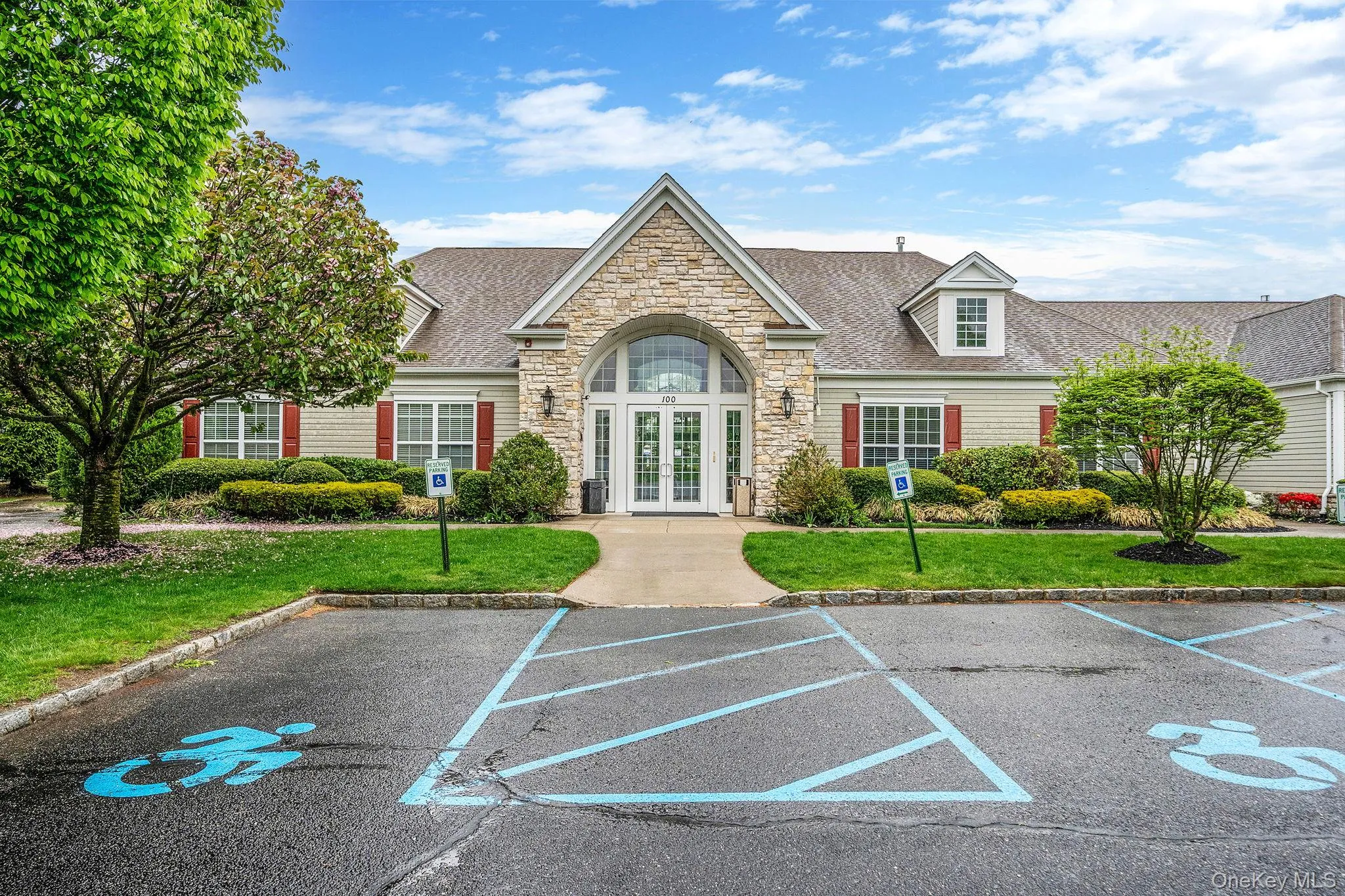 16 Oakhurst Court, Brookhaven, NY, 2 Bedrooms Bedrooms, 6 Rooms Rooms,2 BathroomsBathrooms,Residential,For Rent,Oakhurst,0,984832 16 Oakhurst Court, Brookhaven, NY, 2 Bedrooms Bedrooms, 6 Rooms Rooms,2 BathroomsBathrooms,Residential,For Rent,Oakhurst,0,984832
