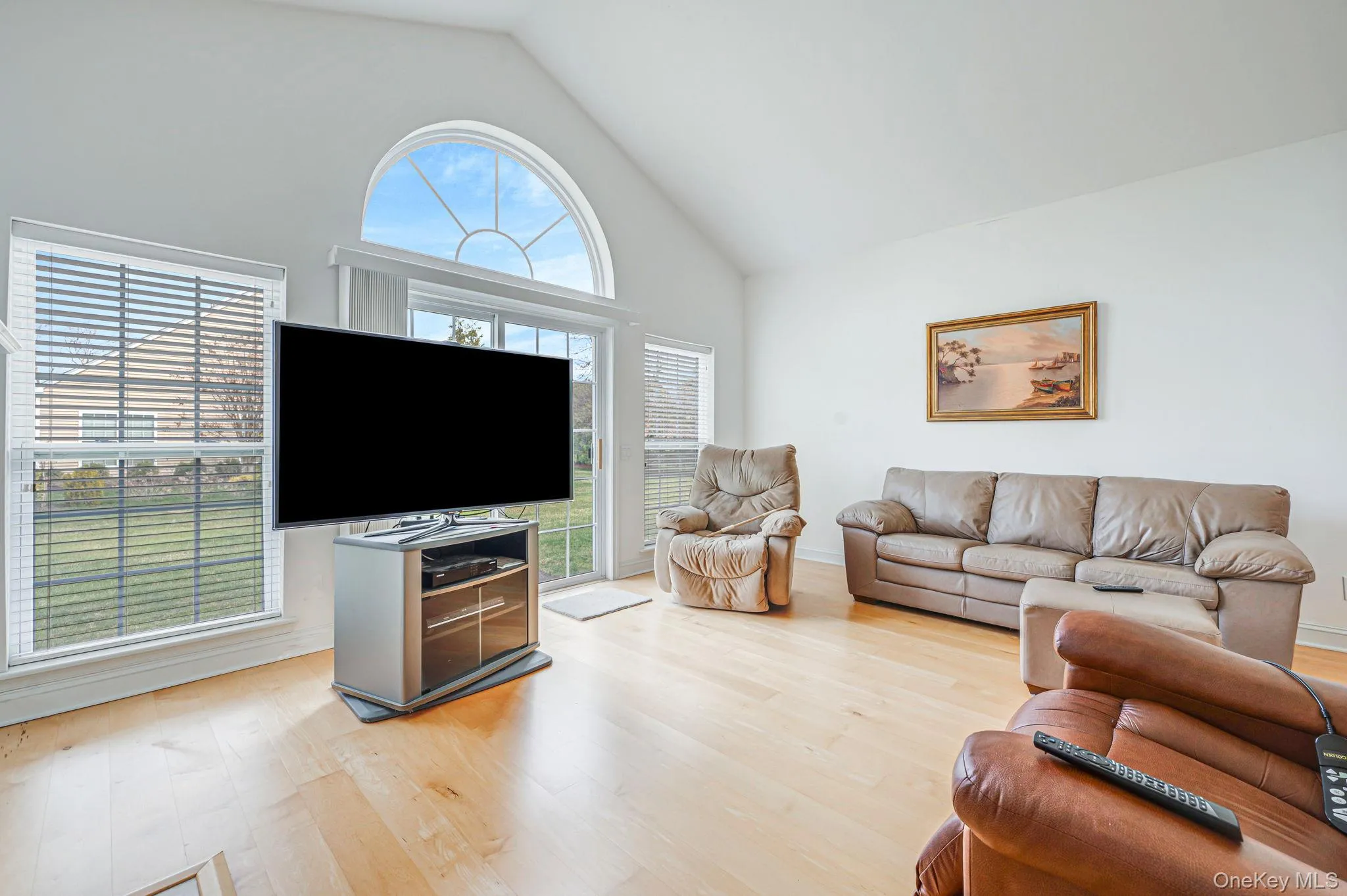 16 Oakhurst Court, Brookhaven, NY, 2 Bedrooms Bedrooms, 6 Rooms Rooms,2 BathroomsBathrooms,Residential,For Rent,Oakhurst,0,984832 16 Oakhurst Court, Brookhaven, NY, 2 Bedrooms Bedrooms, 6 Rooms Rooms,2 BathroomsBathrooms,Residential,For Rent,Oakhurst,0,984832