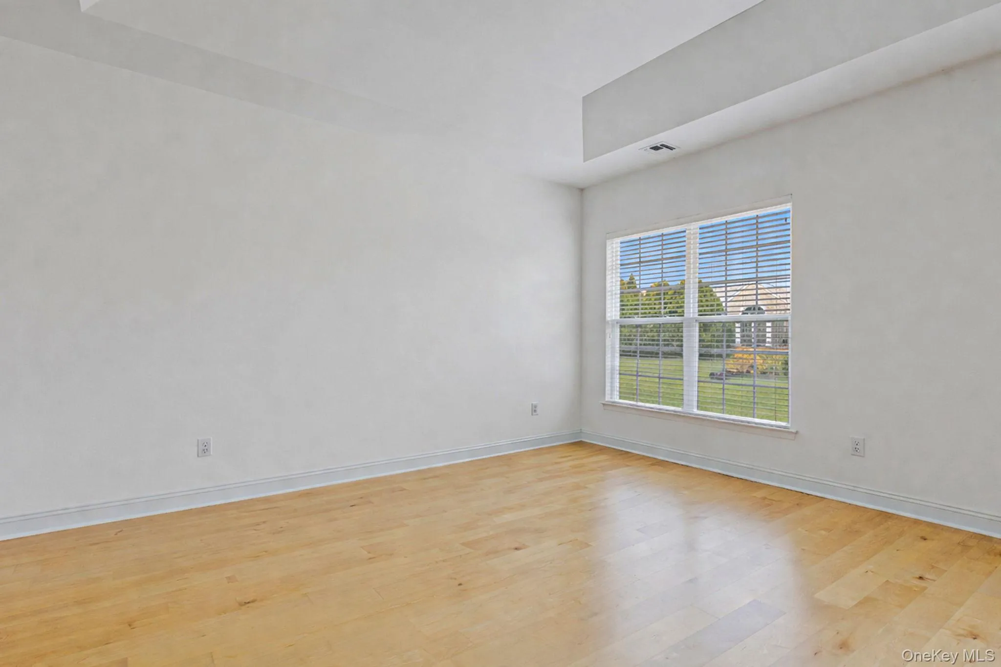16 Oakhurst Court, Brookhaven, NY, 2 Bedrooms Bedrooms, 6 Rooms Rooms,2 BathroomsBathrooms,Residential,For Rent,Oakhurst,0,984832 16 Oakhurst Court, Brookhaven, NY, 2 Bedrooms Bedrooms, 6 Rooms Rooms,2 BathroomsBathrooms,Residential,For Rent,Oakhurst,0,984832