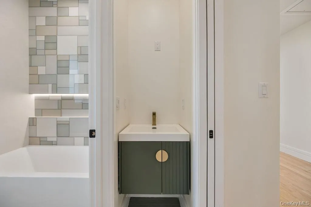 Bathroom #3 Bathroom #3