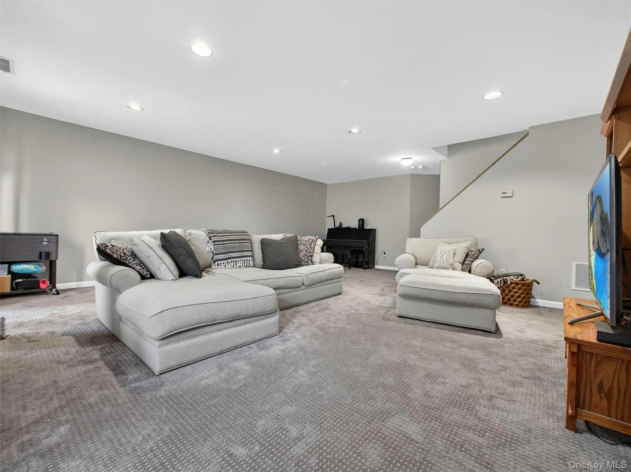 71 Crystal Hill Drive, Haverstraw, NY, 3 Bedrooms Bedrooms, 9 Rooms Rooms,2 BathroomsBathrooms,Residential,For Rent,Crystal Hill,0,984834 71 Crystal Hill Drive, Haverstraw, NY, 3 Bedrooms Bedrooms, 9 Rooms Rooms,2 BathroomsBathrooms,Residential,For Rent,Crystal Hill,0,984834