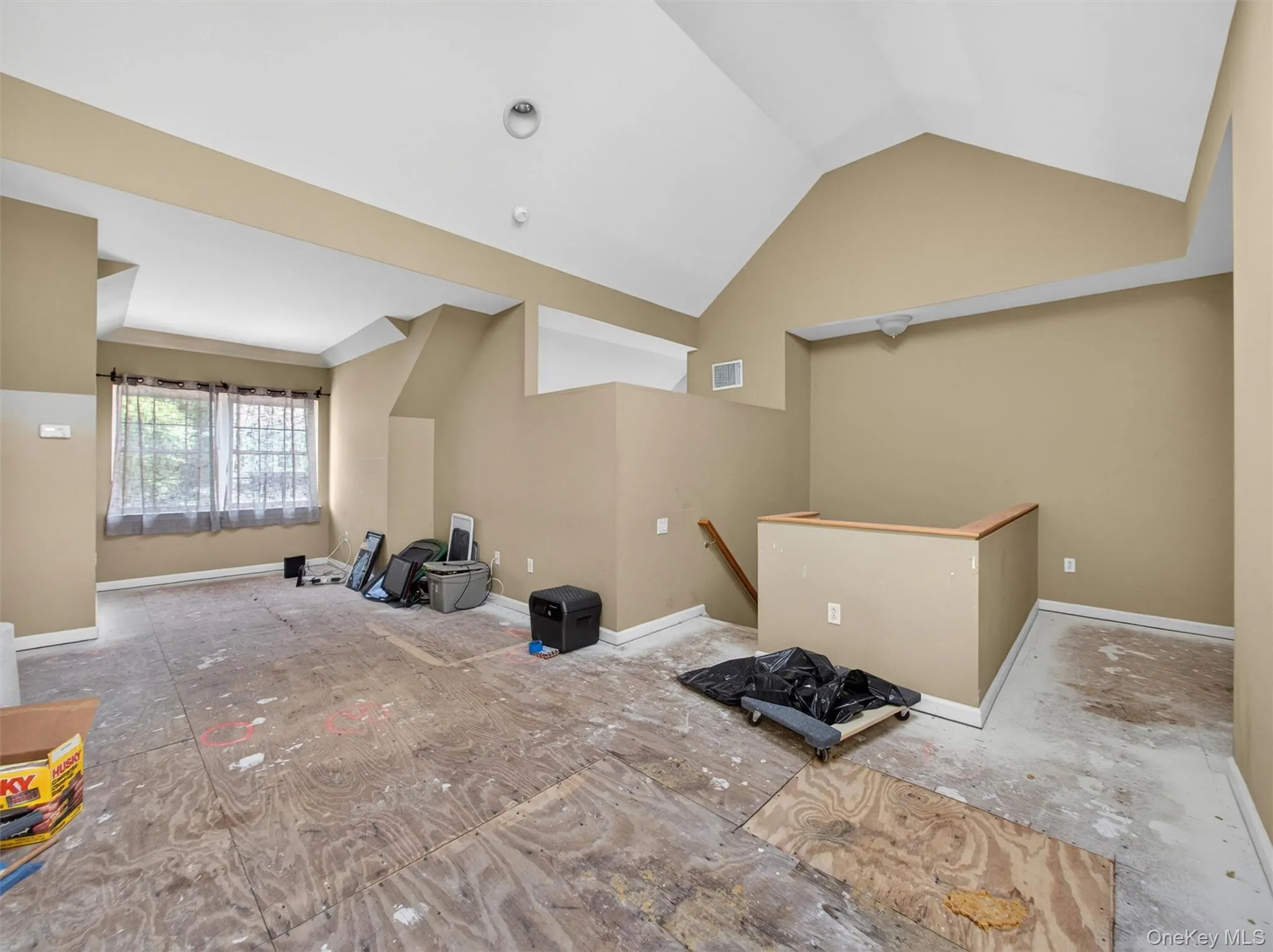 71 Crystal Hill Drive, Haverstraw, NY, 3 Bedrooms Bedrooms, 9 Rooms Rooms,2 BathroomsBathrooms,Residential,For Rent,Crystal Hill,0,984834 71 Crystal Hill Drive, Haverstraw, NY, 3 Bedrooms Bedrooms, 9 Rooms Rooms,2 BathroomsBathrooms,Residential,For Rent,Crystal Hill,0,984834