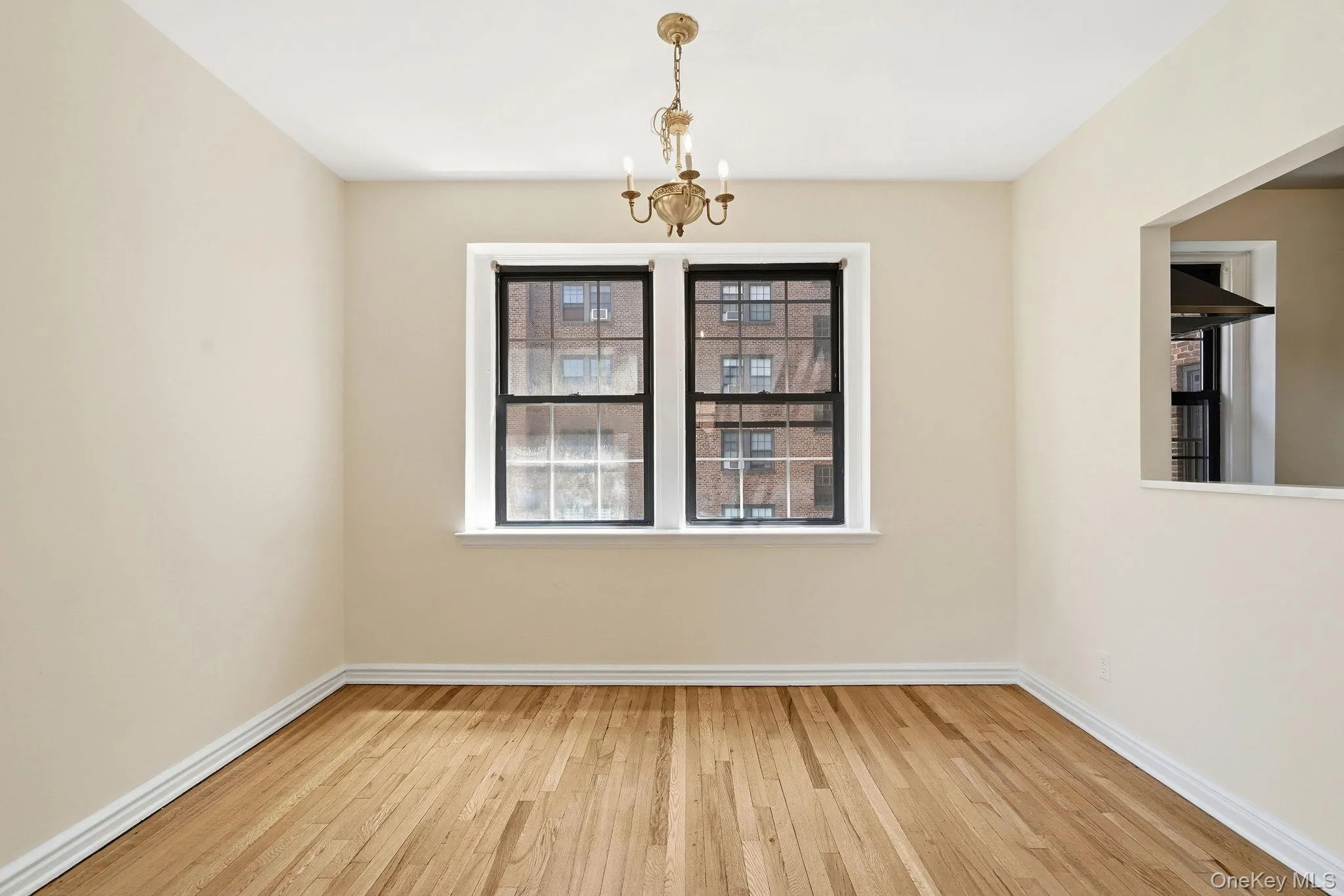 Alternate View Dining Room Alternate View Dining Room