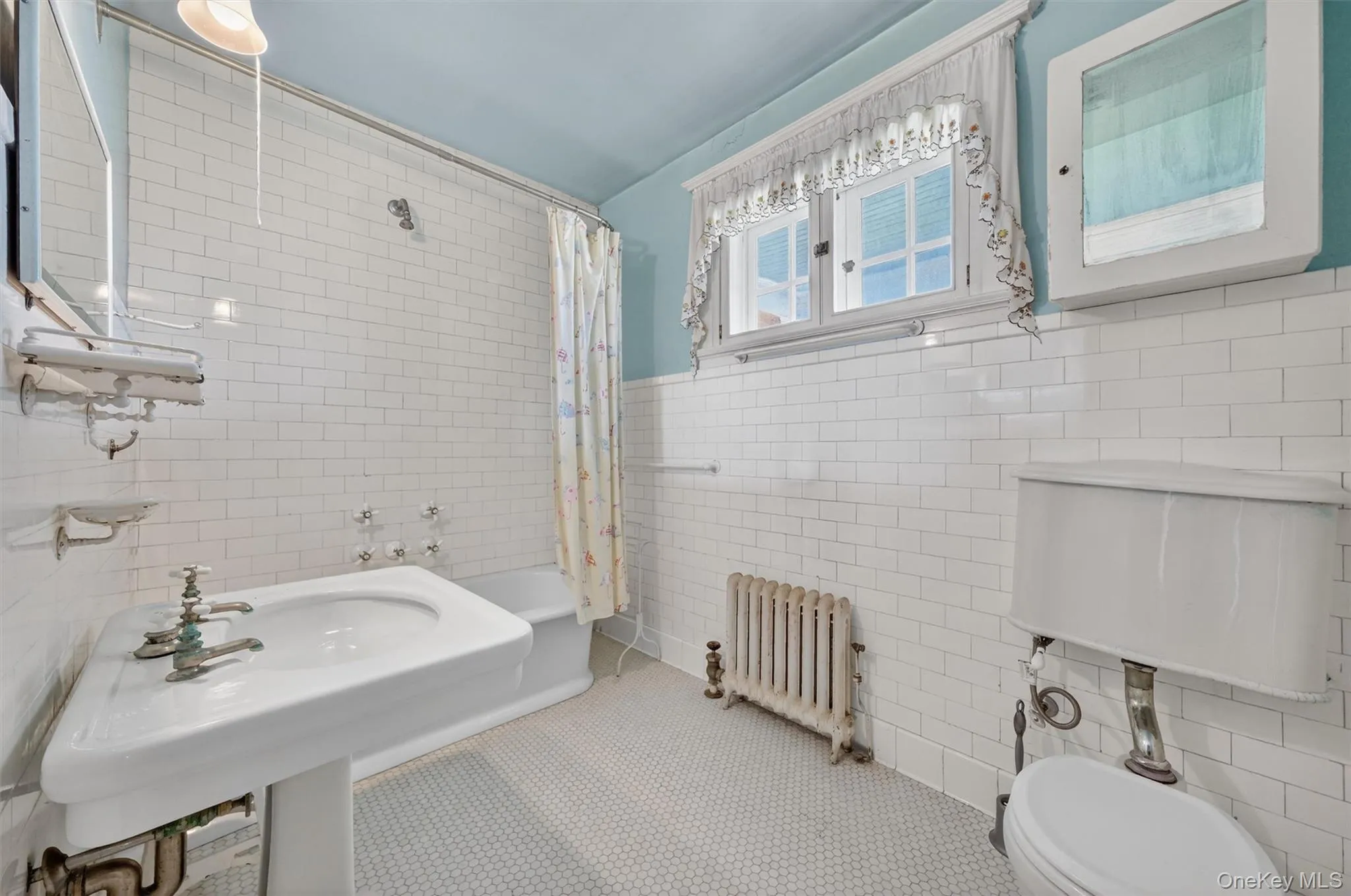 Hall Bath Hall Bath