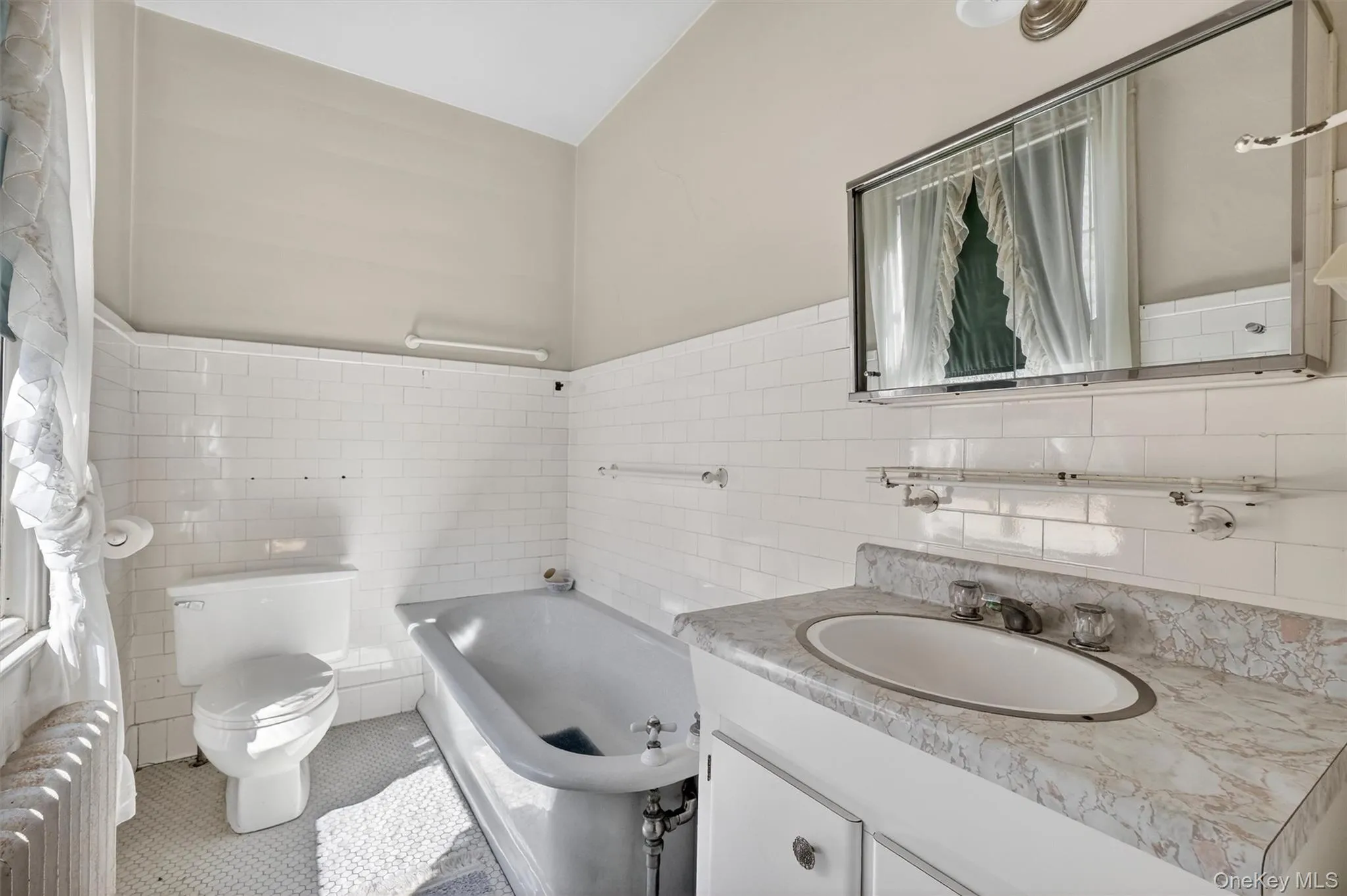 415 State Route 32, Woodbury, NY, 9 Bedrooms Bedrooms, 28 Rooms Rooms,4 BathroomsBathrooms,Residential,For Rent,State Route 32,0,984858 415 State Route 32, Woodbury, NY, 9 Bedrooms Bedrooms, 28 Rooms Rooms,4 BathroomsBathrooms,Residential,For Rent,State Route 32,0,984858