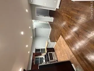 17724 106th Avenue, New York, NY, 3 Bedrooms Bedrooms, 5 Rooms Rooms,1 BathroomBathrooms,Residential Lease,For Rent,106th,0,984863 17724 106th Avenue, New York, NY, 3 Bedrooms Bedrooms, 5 Rooms Rooms,1 BathroomBathrooms,Residential Lease,For Rent,106th,0,984863