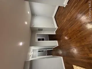 17724 106th Avenue, New York, NY, 3 Bedrooms Bedrooms, 5 Rooms Rooms,1 BathroomBathrooms,Residential Lease,For Rent,106th,0,984863 17724 106th Avenue, New York, NY, 3 Bedrooms Bedrooms, 5 Rooms Rooms,1 BathroomBathrooms,Residential Lease,For Rent,106th,0,984863